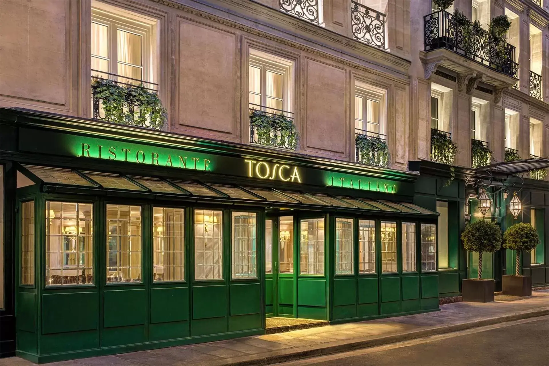 Restaurant/places to eat in Hotel Splendide Royal Paris - Relais & Châteaux