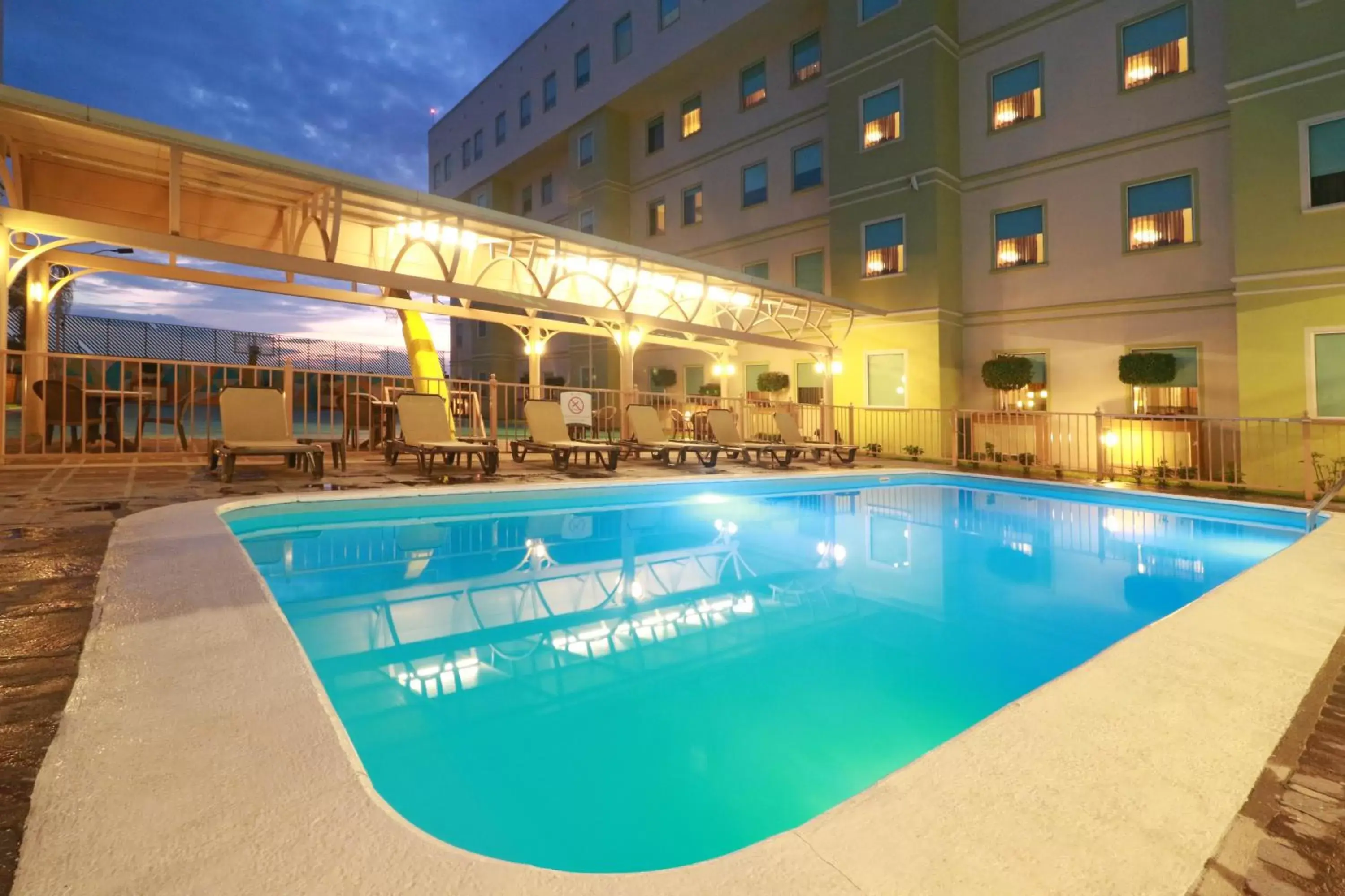 Swimming Pool in Staybridge Suites Queretaro, an IHG Hotel