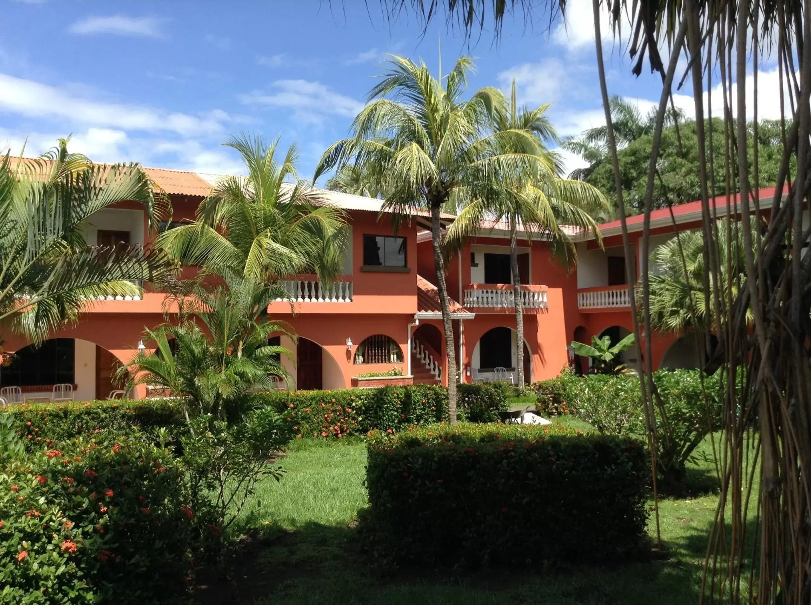 Facade/entrance, Property Building in Apartotel Flamboyant