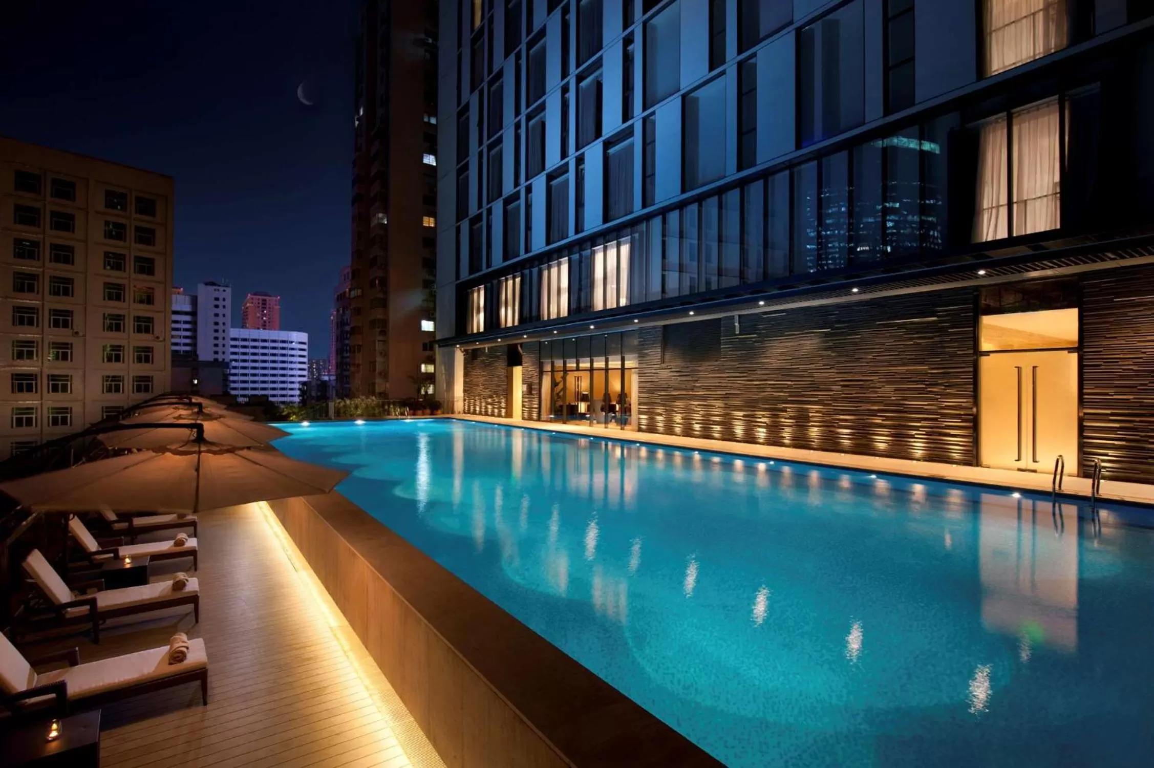 Pool view in Hilton Guangzhou Tianhe