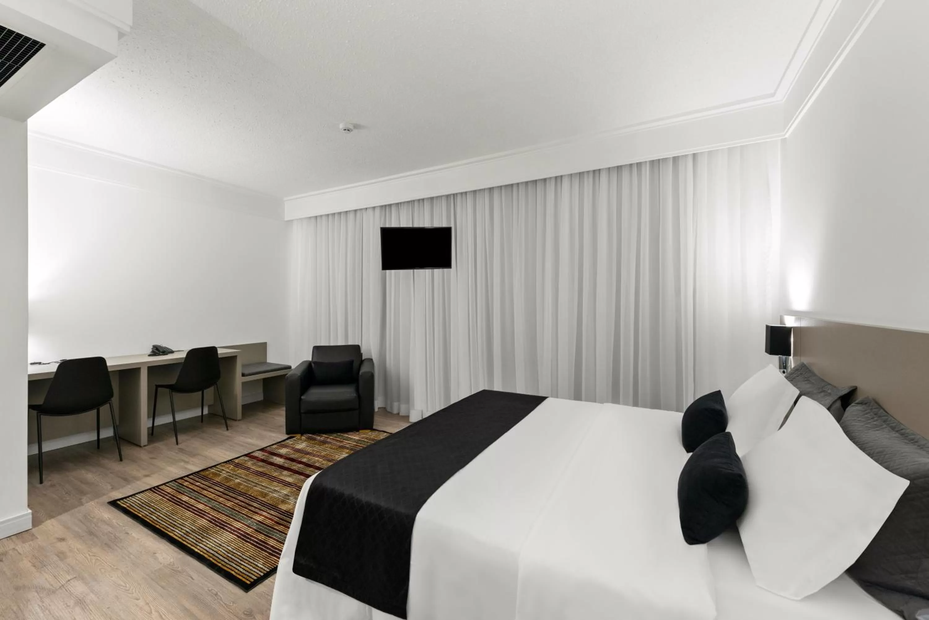 TV and multimedia, Bed in Slaviero Guarulhos Aeroporto