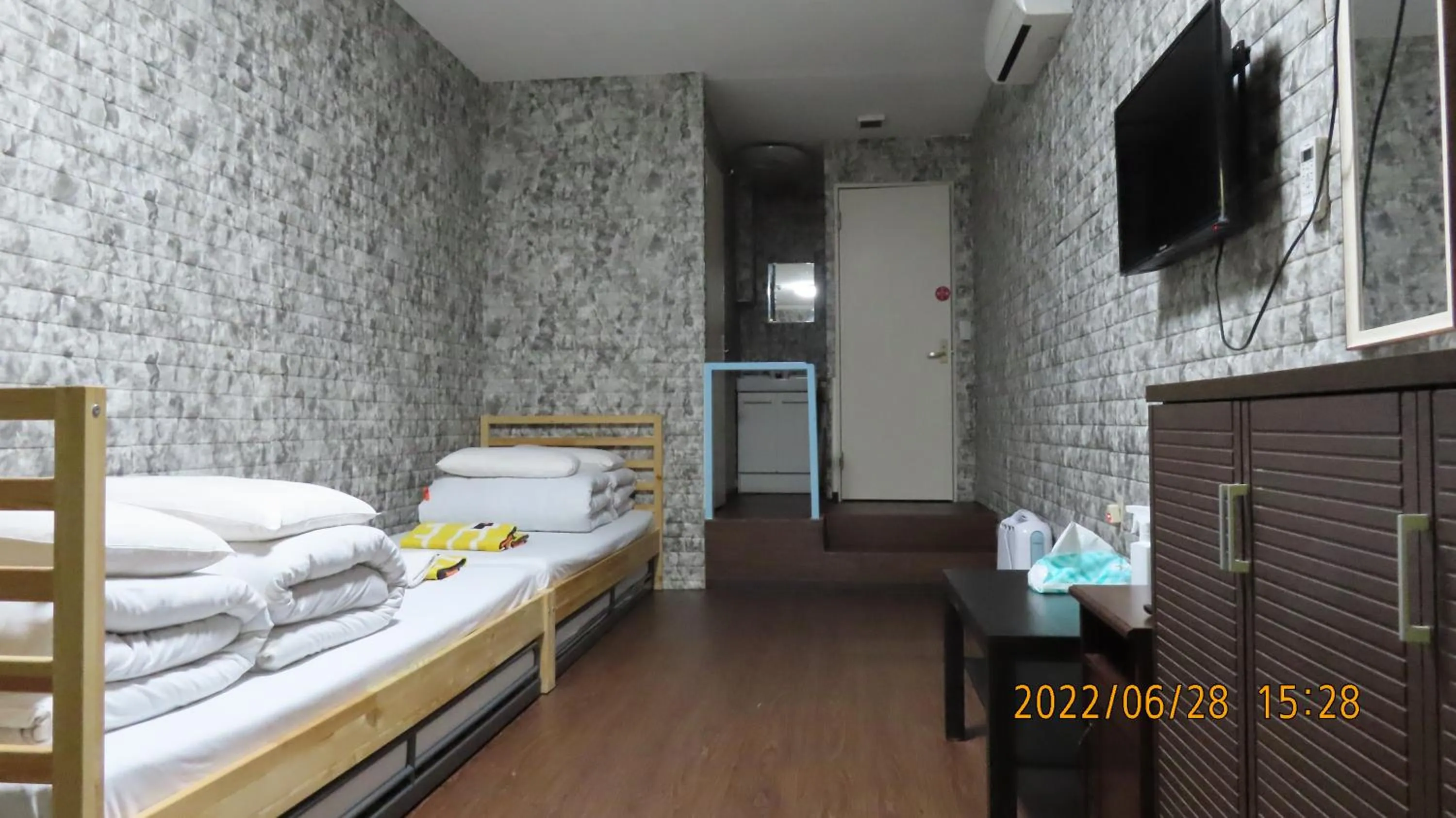 Bed in Sophiearth Apartment