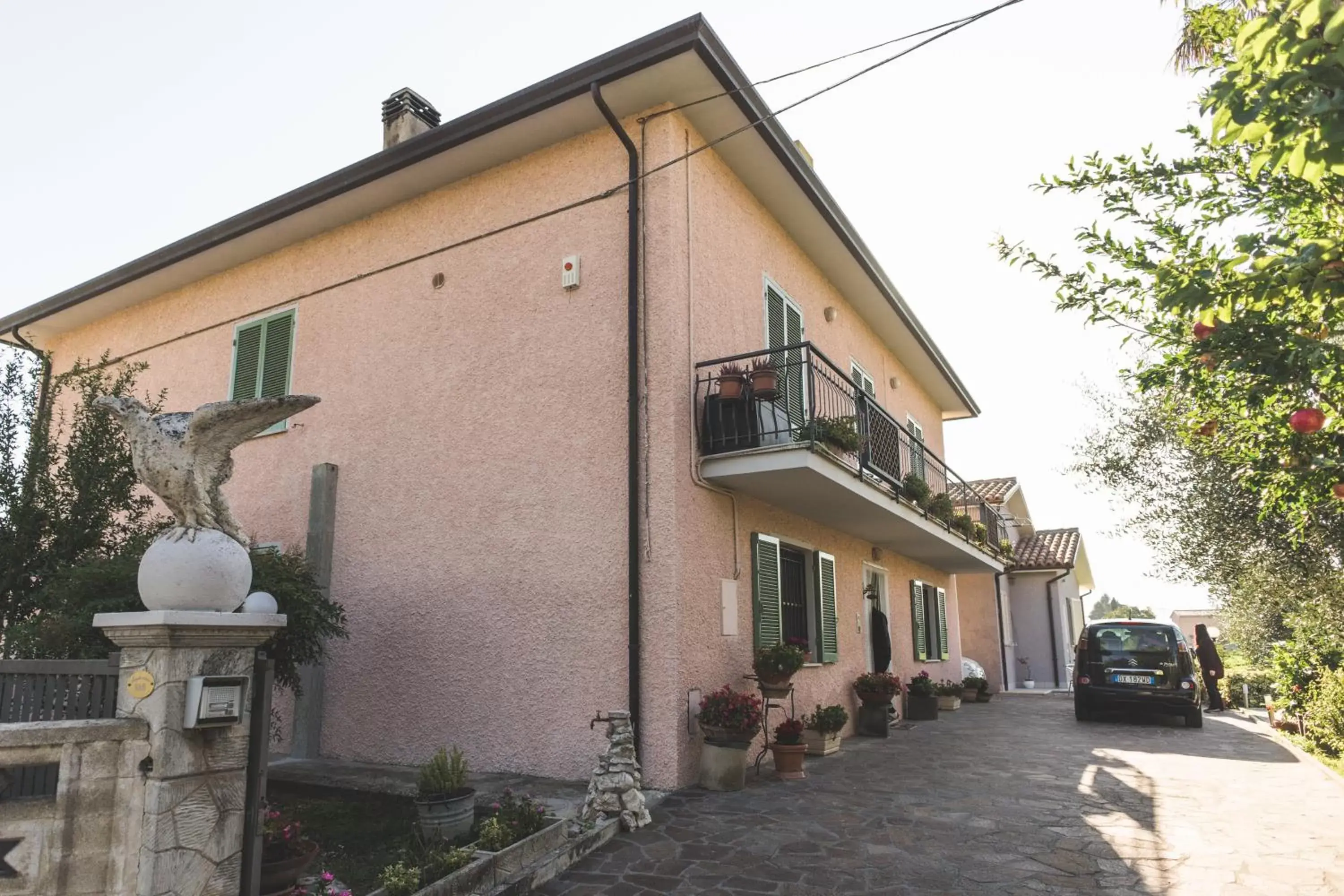 Property Building in Bed and Breakfast Misghecchino