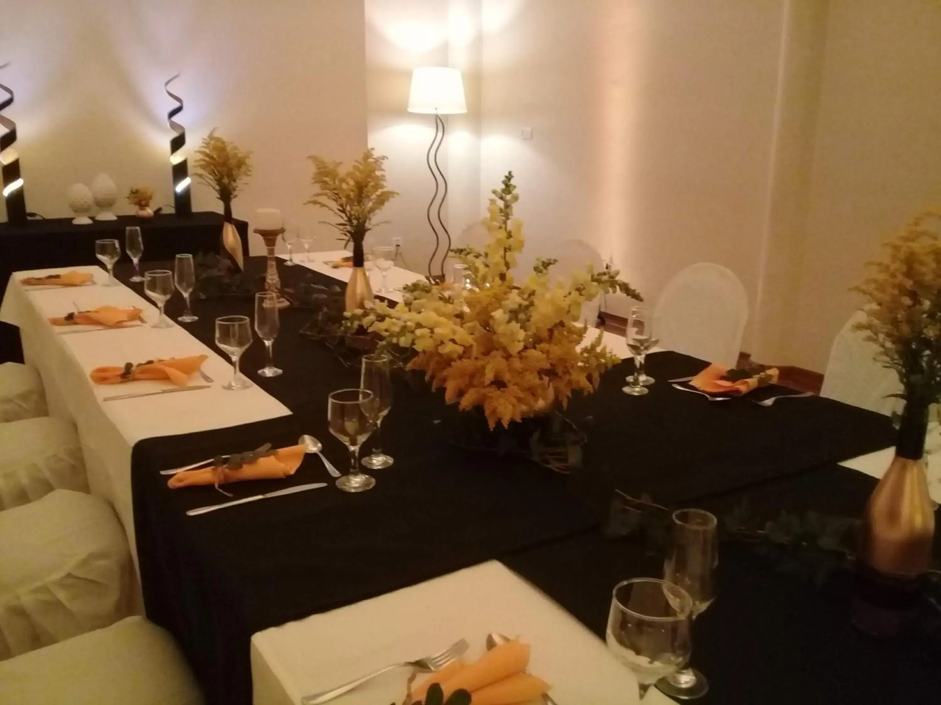 Banquet/Function facilities, Restaurant/Places to Eat in Canoas Parque Hotel