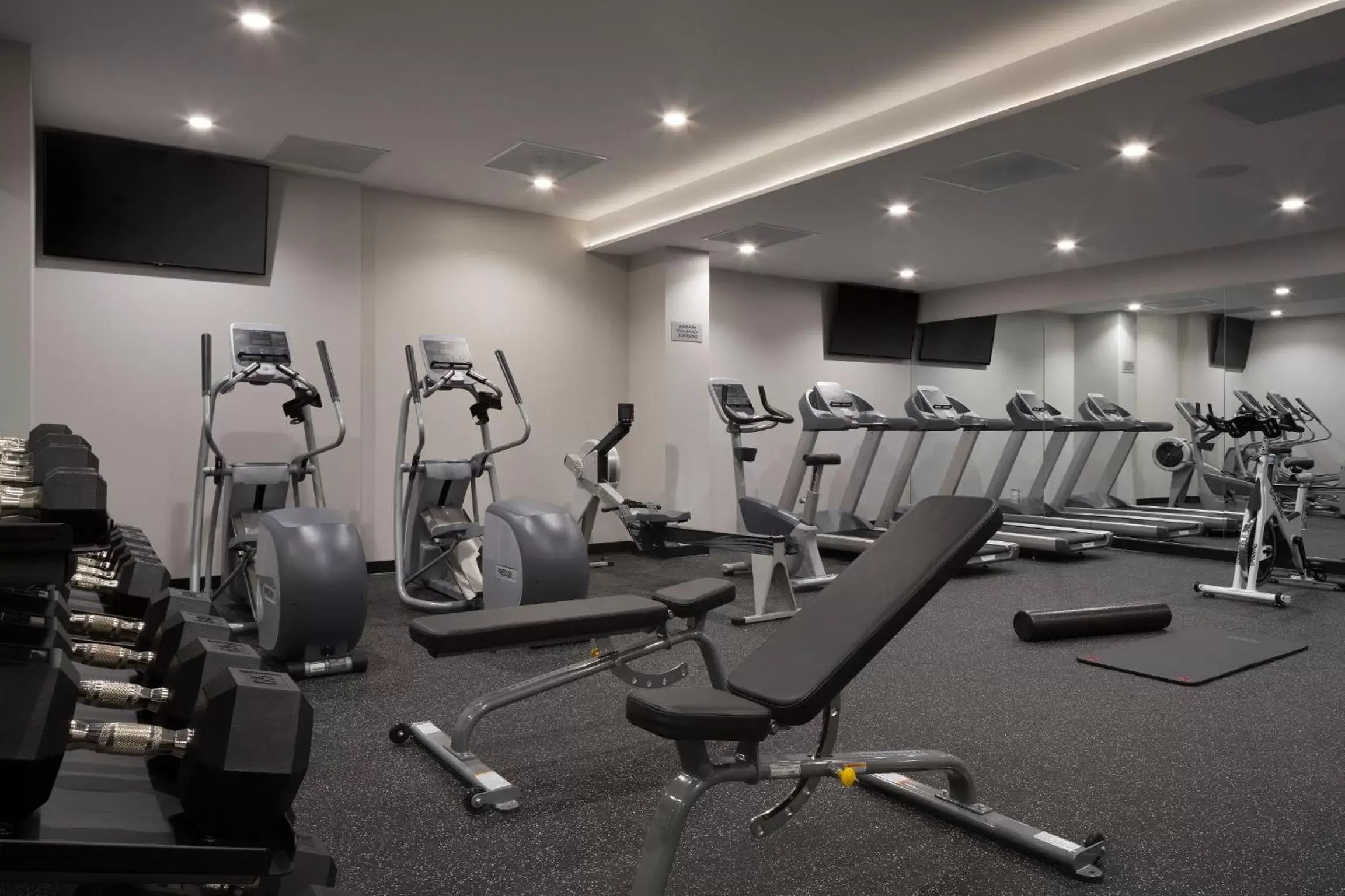 Fitness centre/facilities, Fitness Center/Facilities in Hotel Via