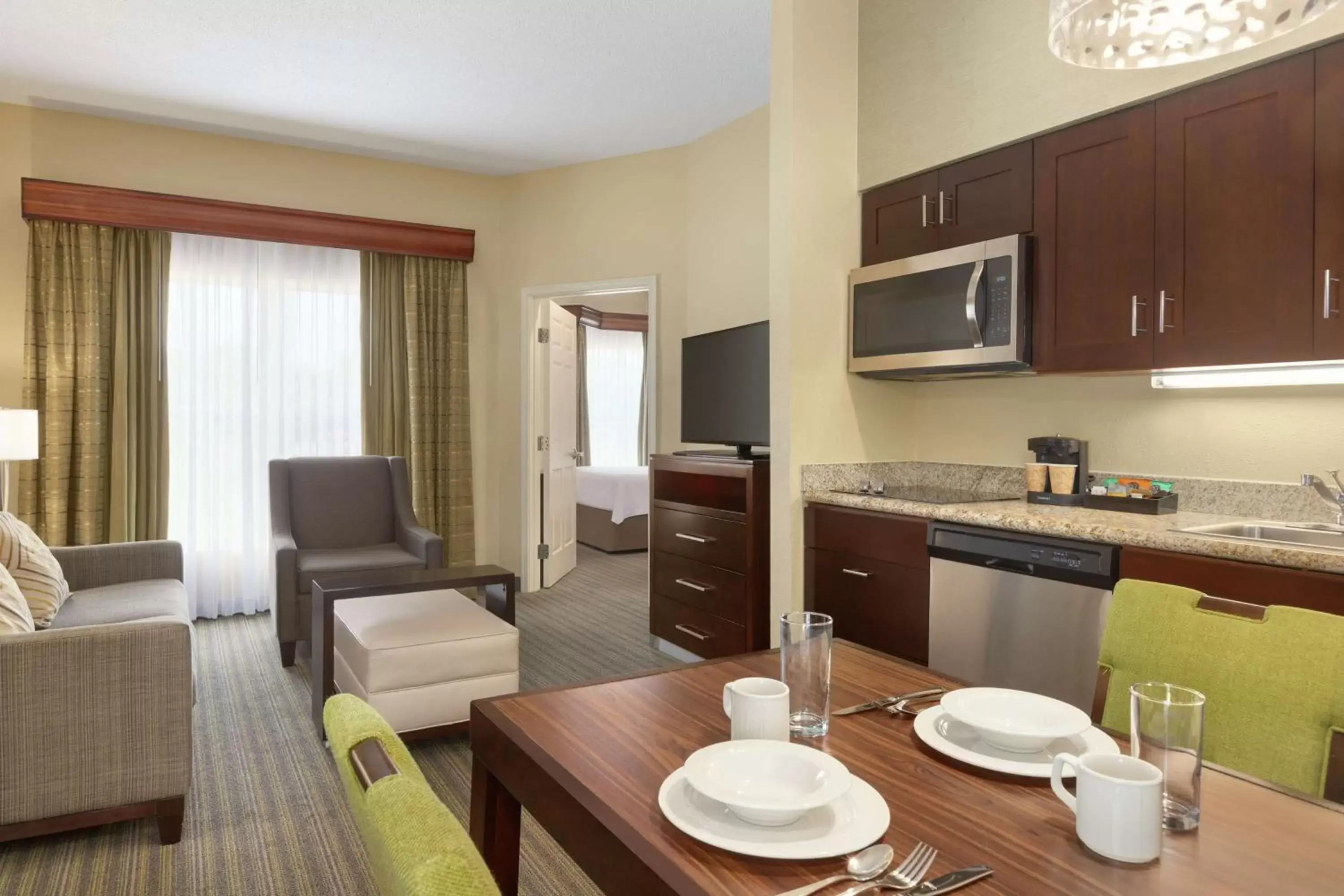 Living room, Dining Area in Homewood Suites by Hilton St. Petersburg Clearwater