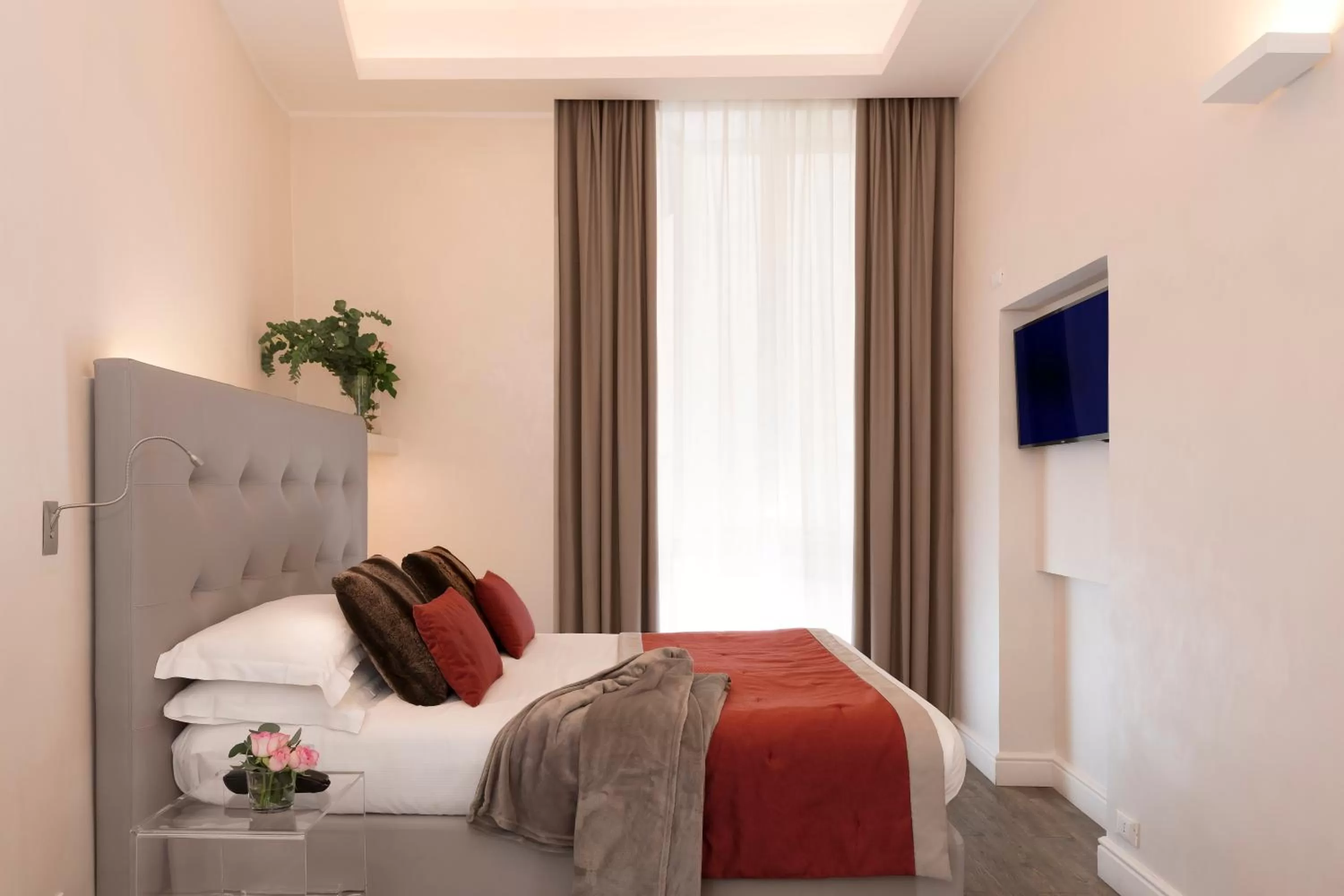 Bedroom, Bed in Hotel Navona