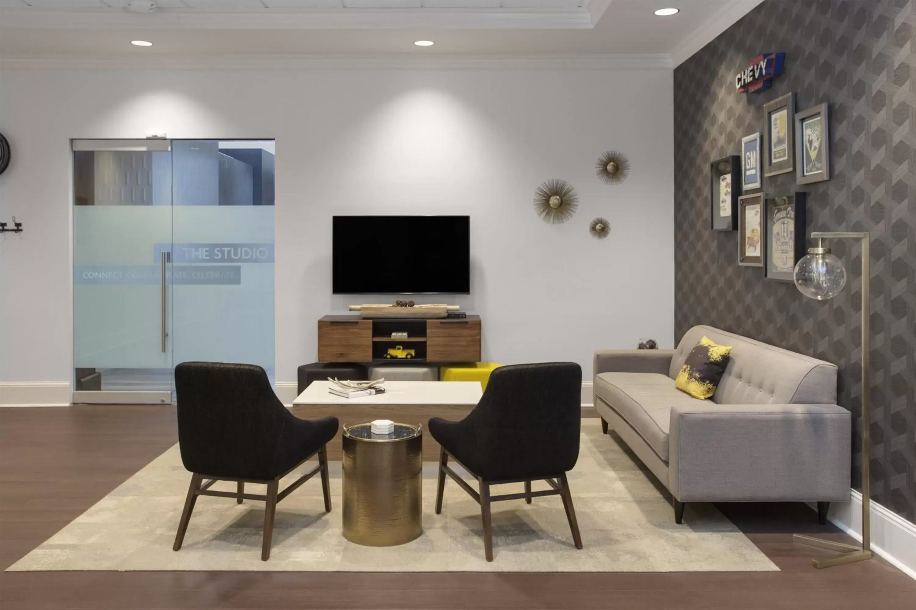 Meeting/conference room, Seating Area in Crowne Plaza Lansing West, an IHG Hotel