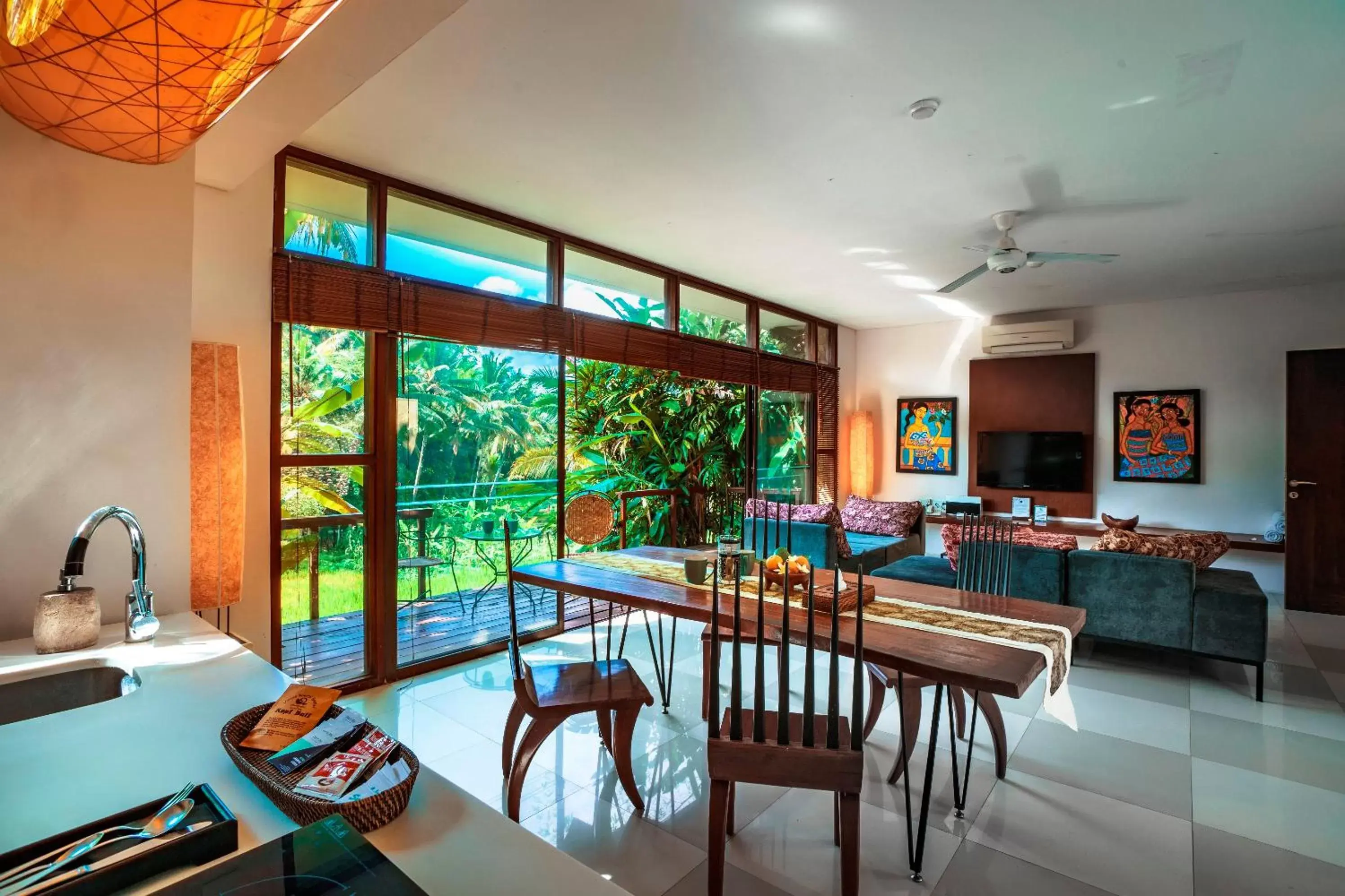 Living room in Ubud Green Resort Villas Powered by Archipelago