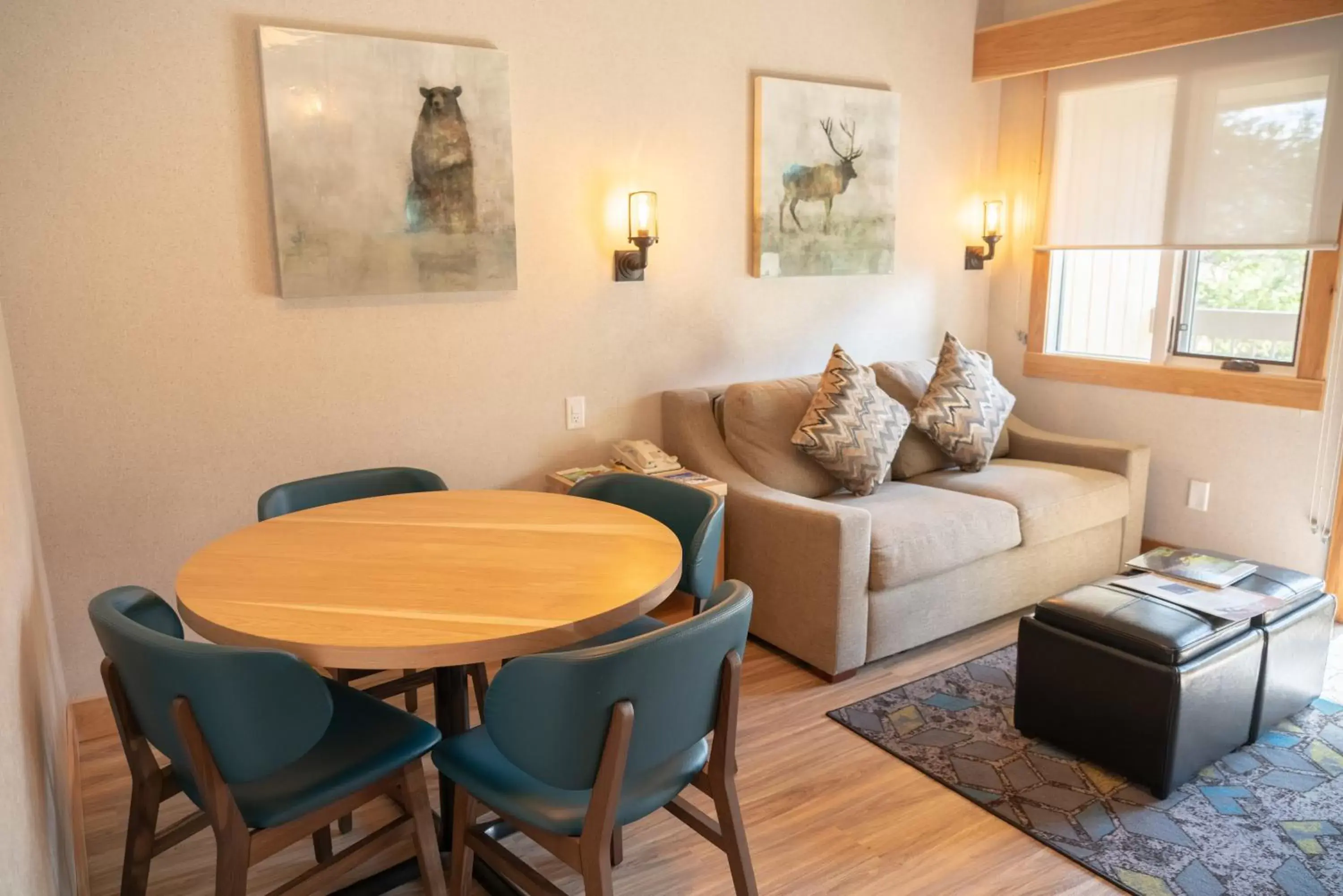 Living room, Dining Area in Tunnel Mountain Resort