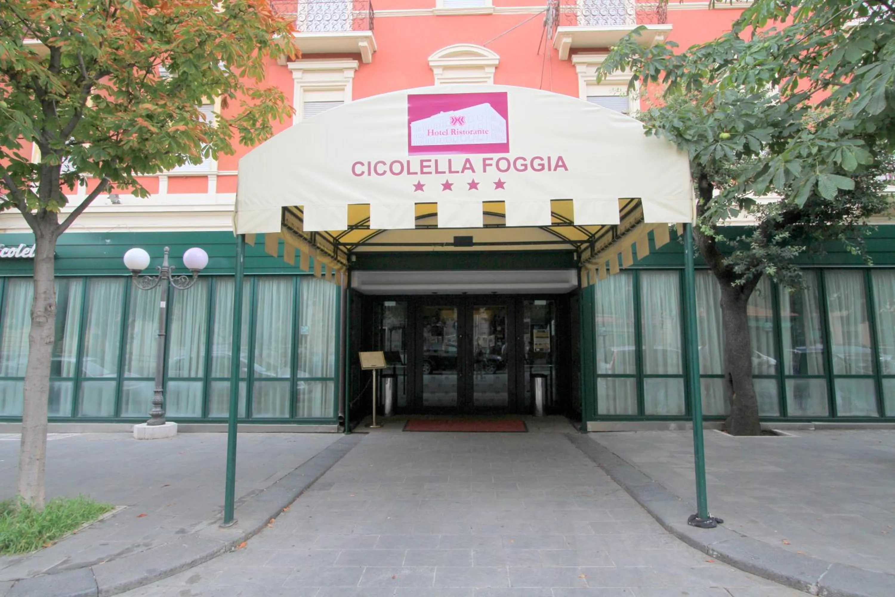 Facade/entrance in Hotel Cicolella
