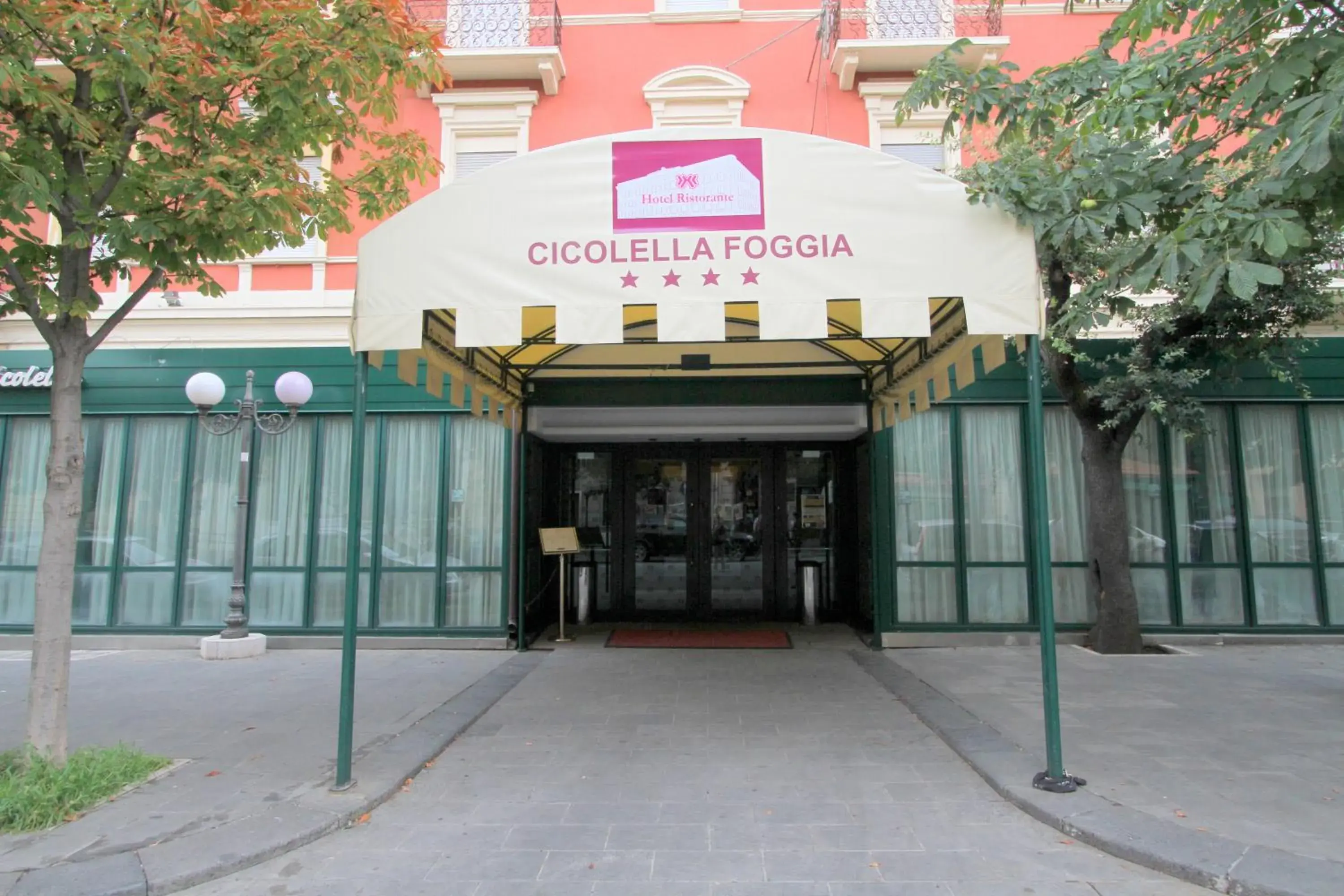 Facade/entrance, Property Building in Hotel Cicolella