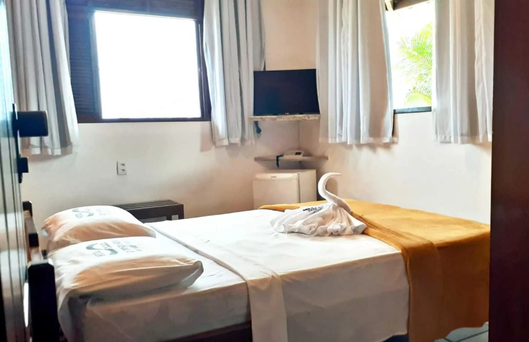 Bed in Hotel Enseada de Ponta Negra