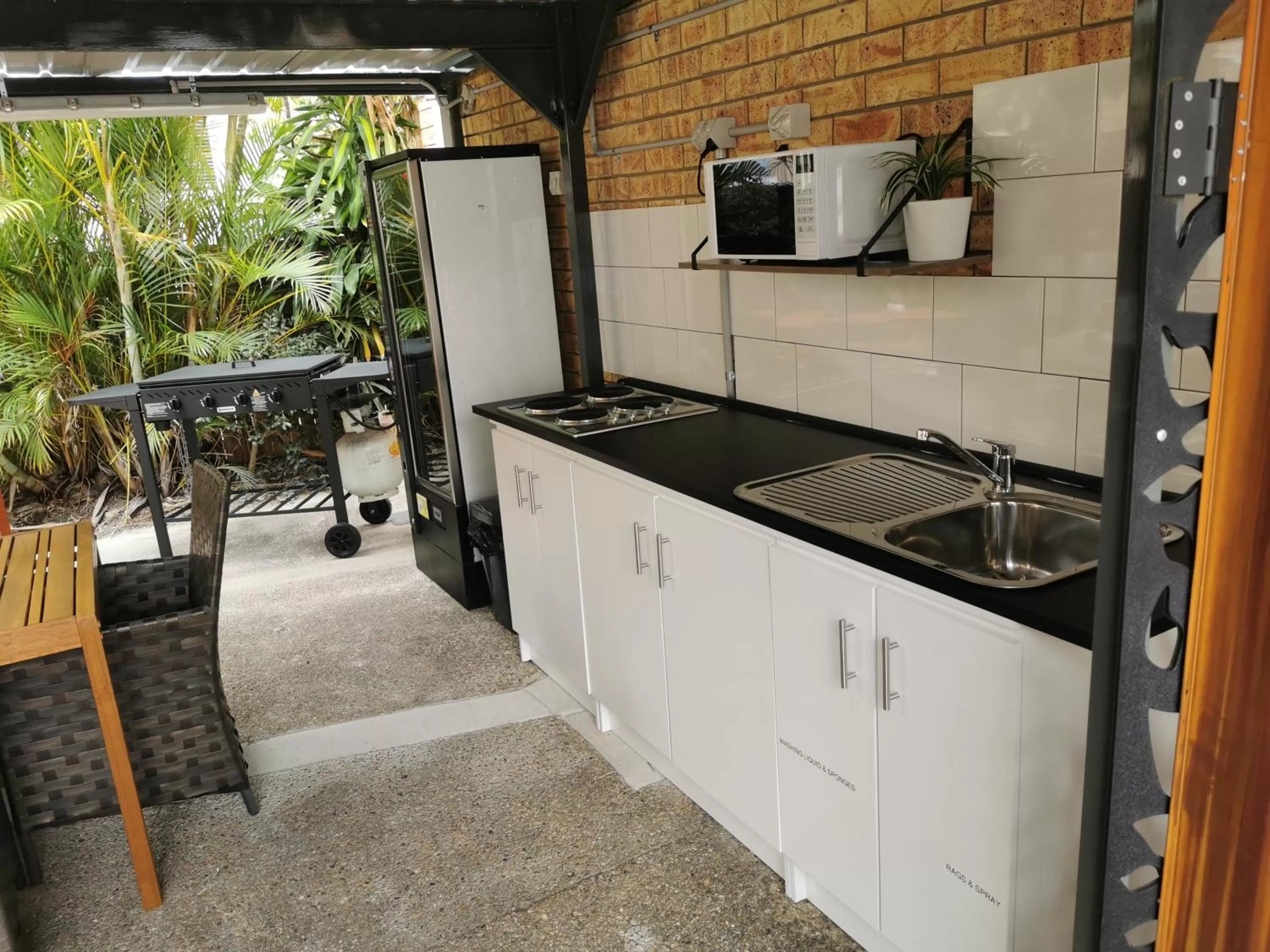 BBQ facilities in Limassol Motel