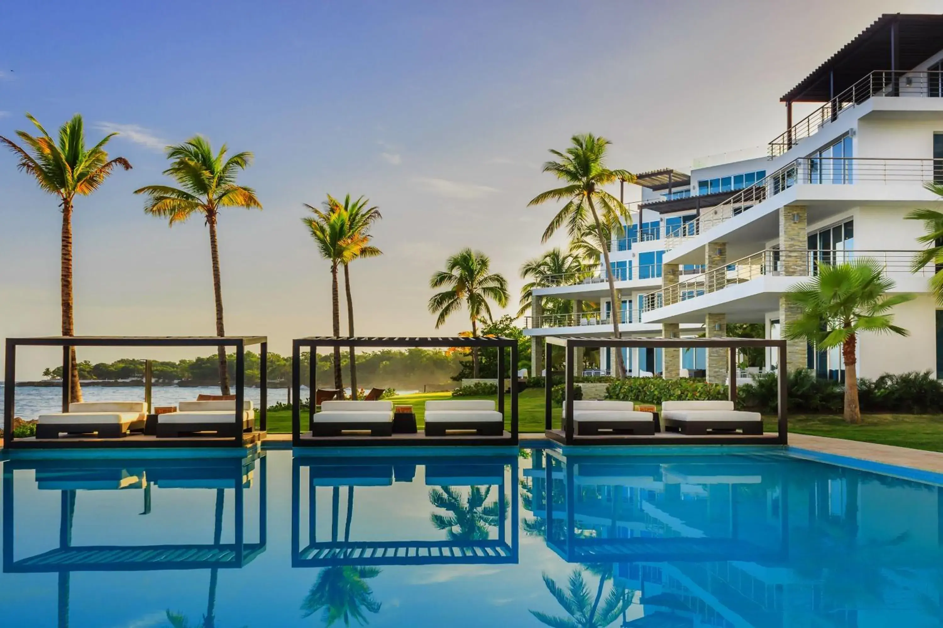 Swimming Pool in The Ocean Club, a Luxury Collection Resort, Costa Norte