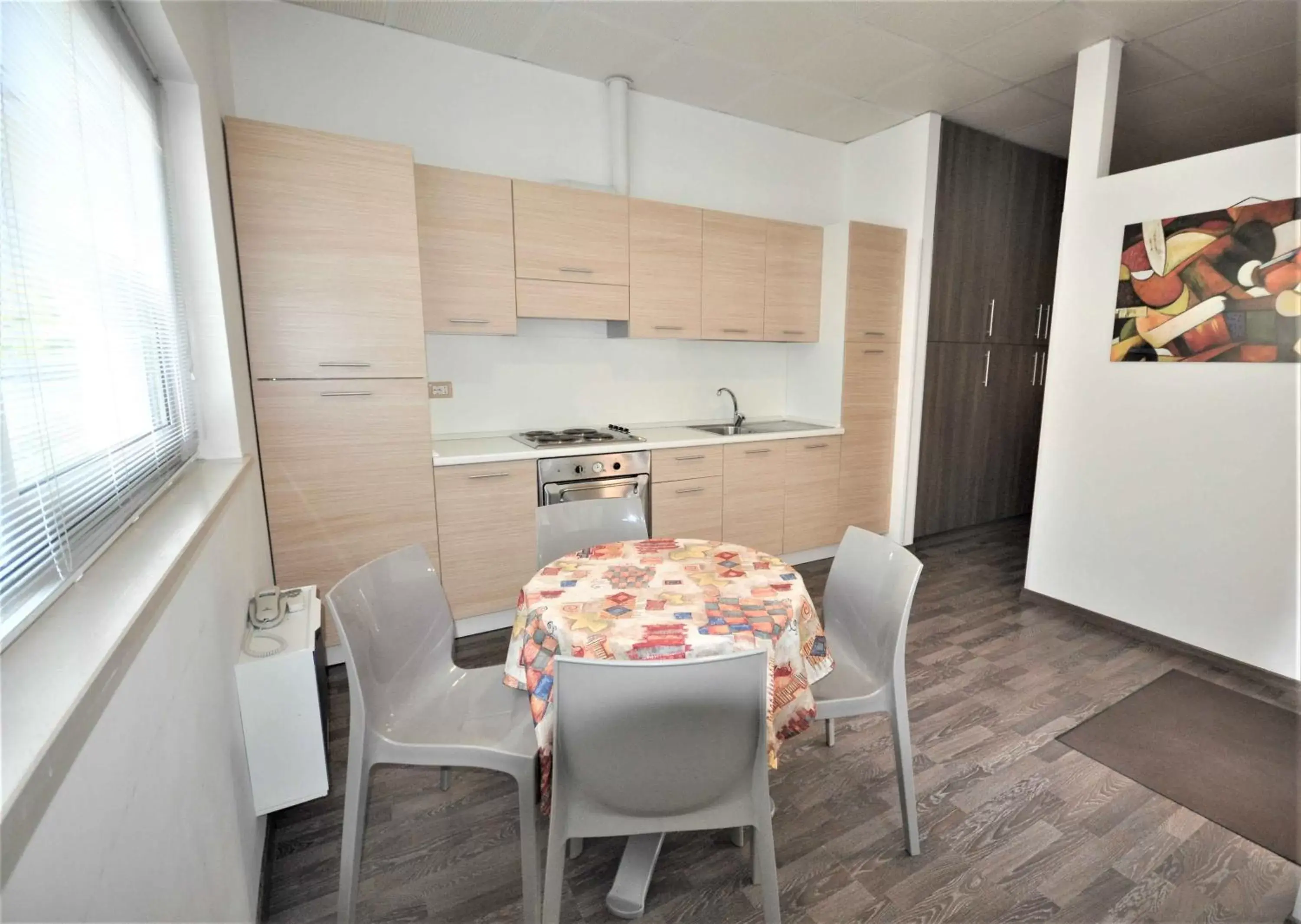 Kitchen or kitchenette, Dining Area in Hotel Miramare Dipendenza