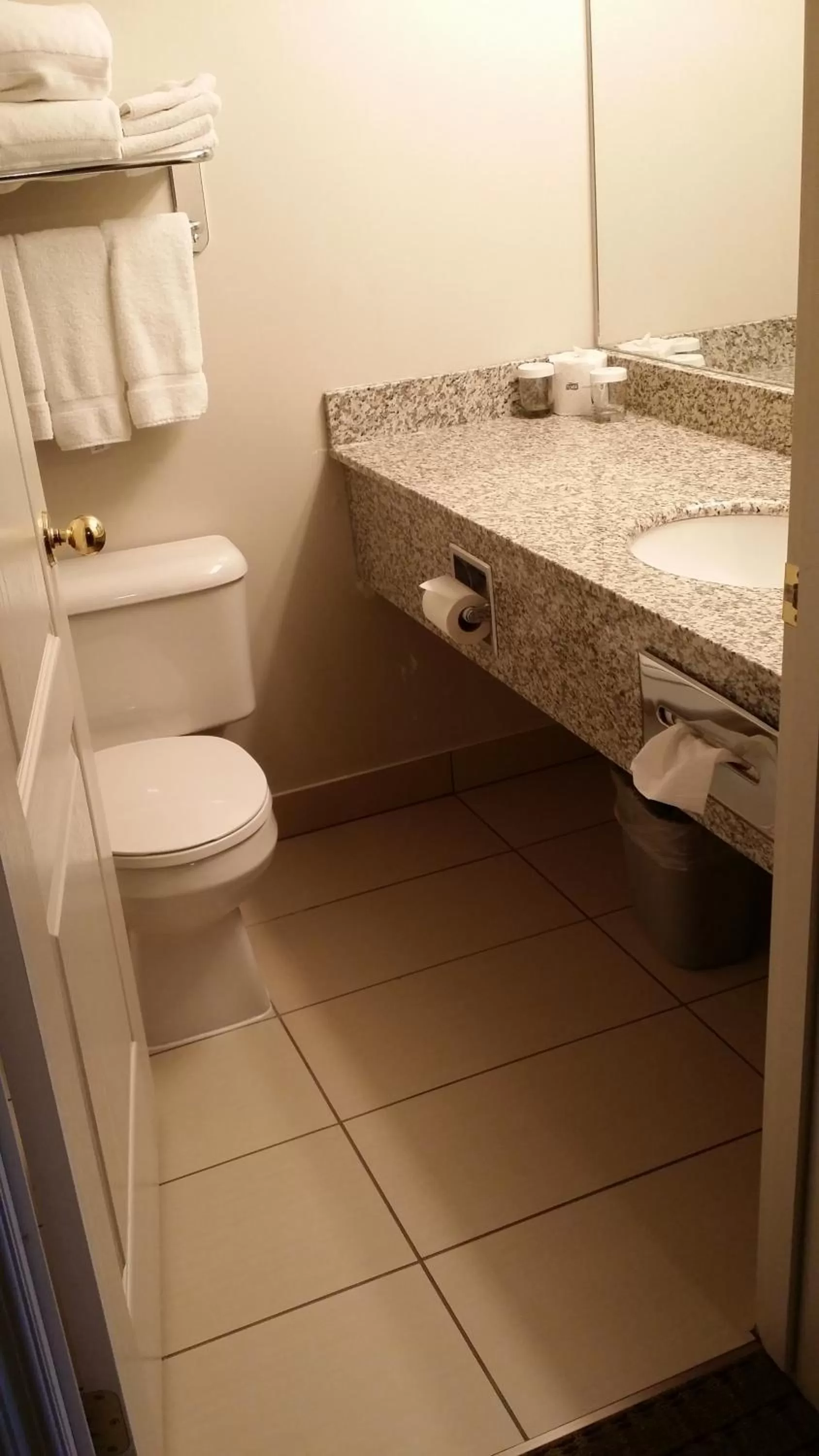 Queen Room - Non-Smoking in Ramada by Wyndham Red Deer Hotel & Suites