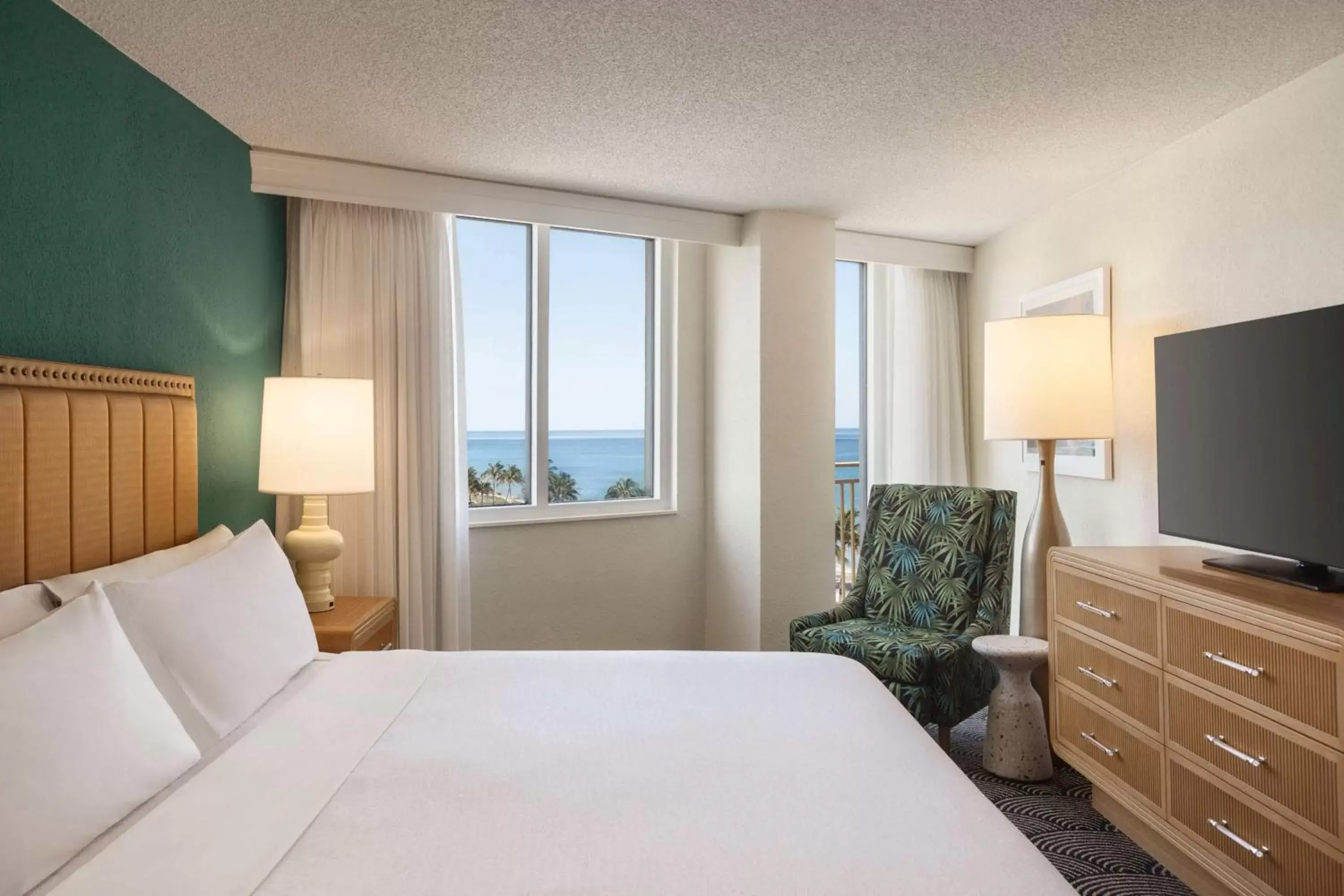 Living room, Bed in Embassy Suites by Hilton Deerfield Beach Resort & Spa