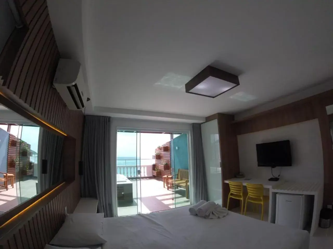 Master Suite with Sea View in Ocean View Hotel Master Suite with Sea View in Ocean View Hotel