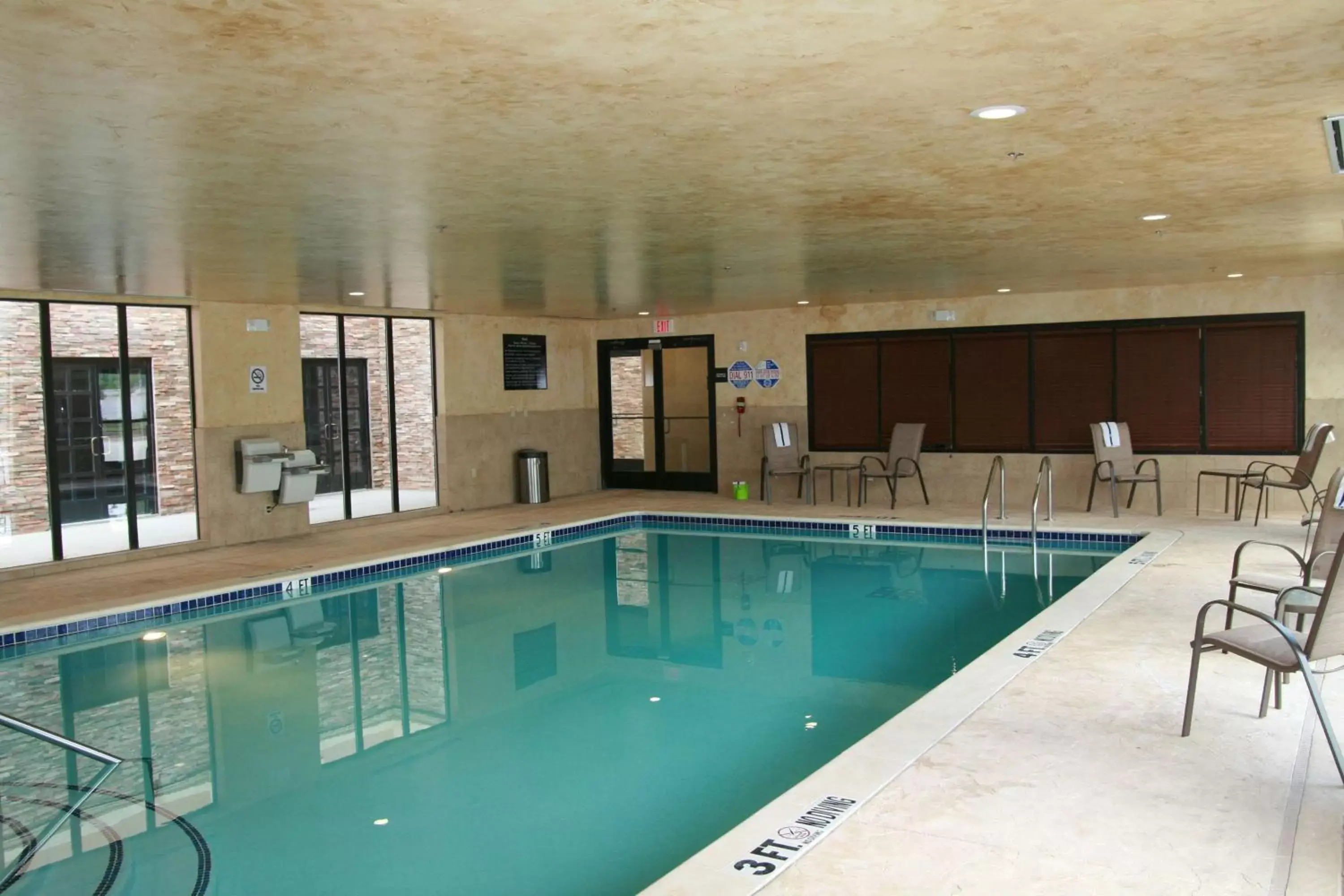 Pool view, Swimming Pool in Hampton Inn & Suites Dallas-Arlington North-Entertainment District