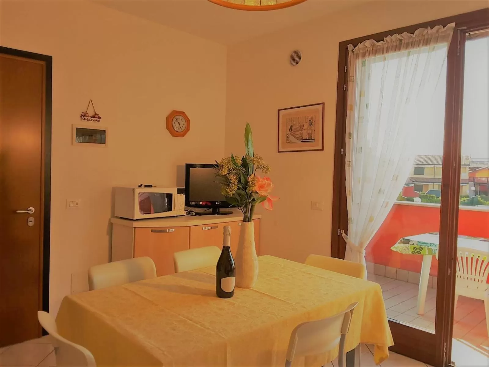 Dining Area in Villaggio dei Fiori Apart- Hotel 3 Stars - Family Resort