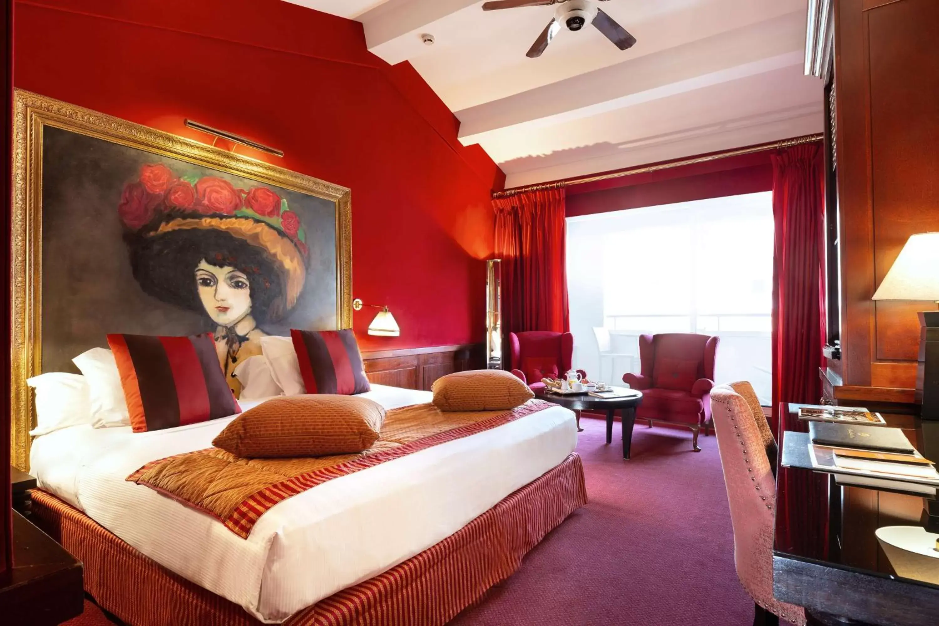 Bedroom in Grand Hotel de l'Opera - BW Premier Collection
