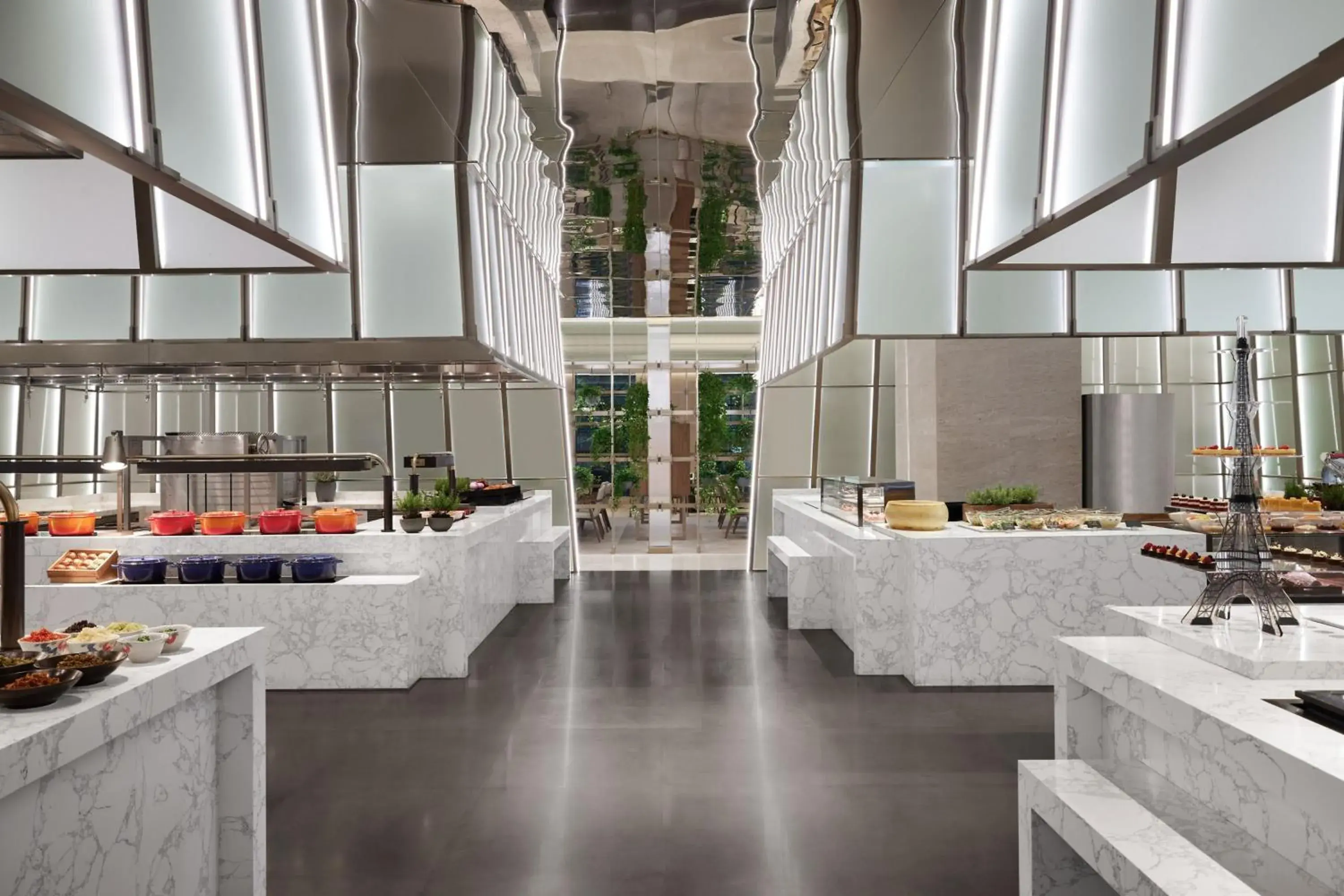 Kitchen or kitchenette in JW Marriott Hotel Changsha