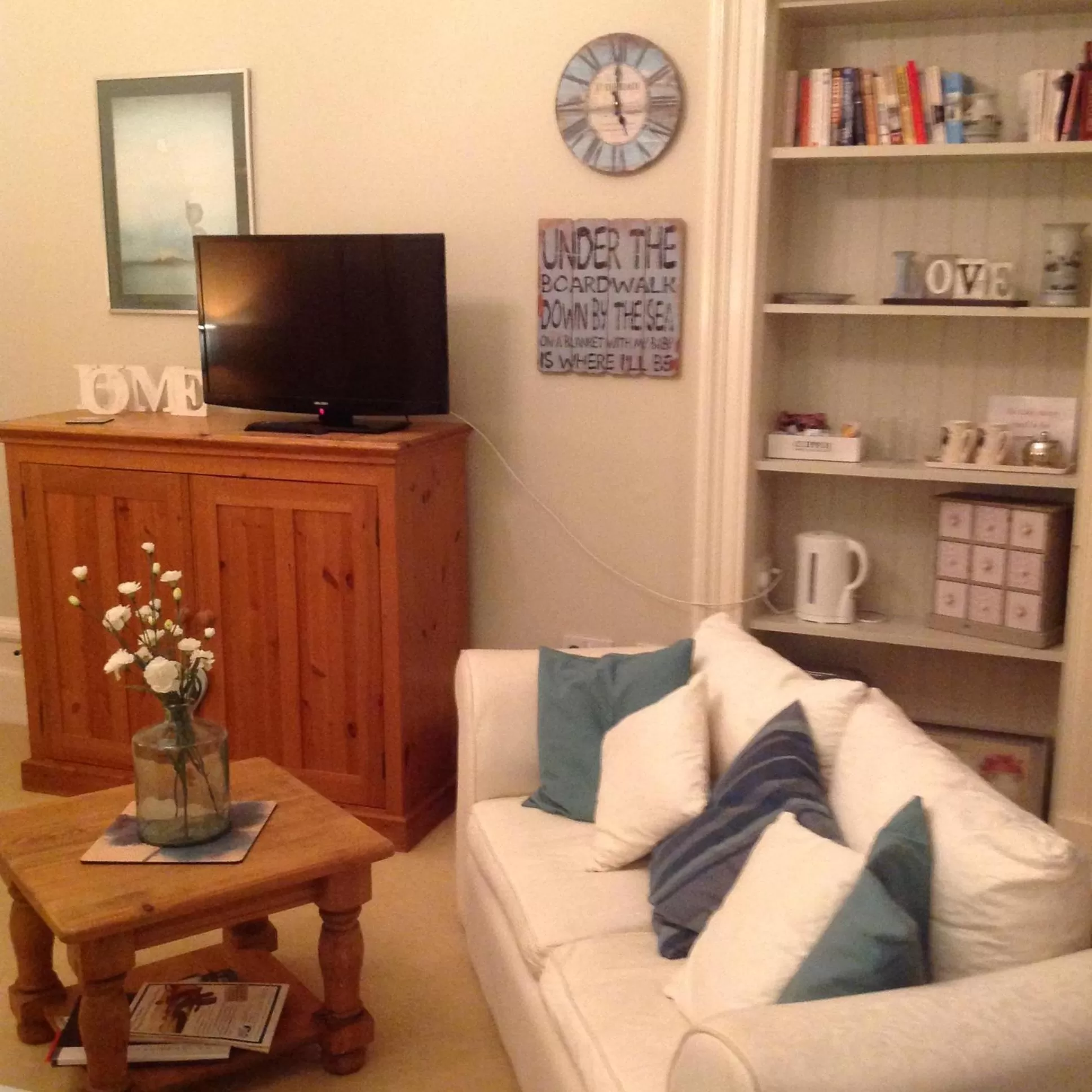 Seating Area in 36 TheMall