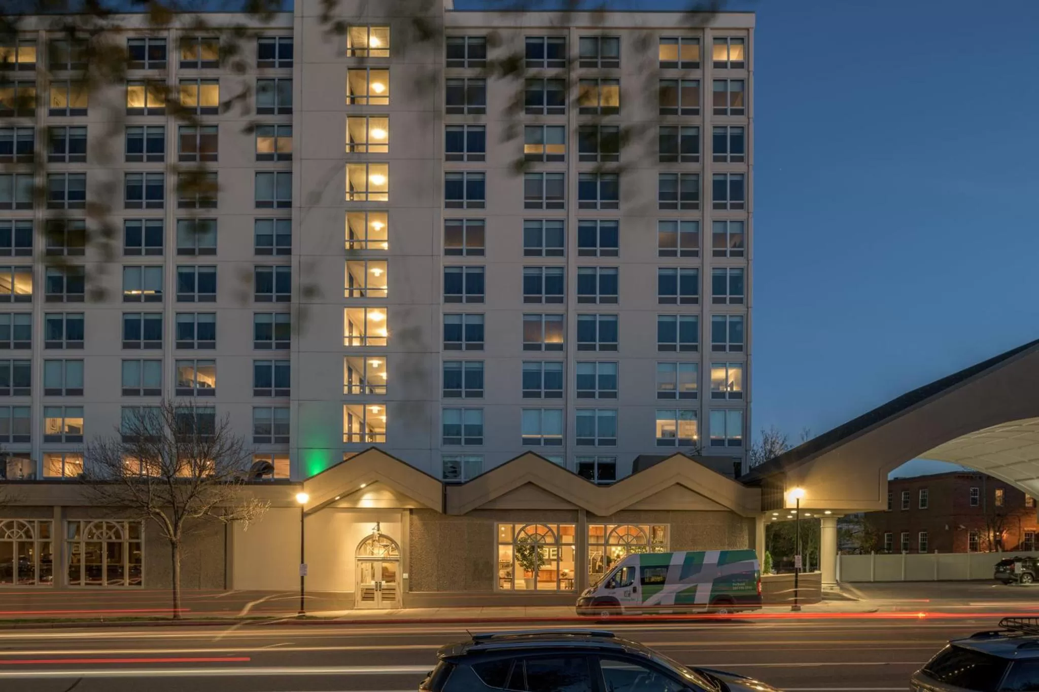 Property building in Holiday Inn Portland-By the Bay by IHG