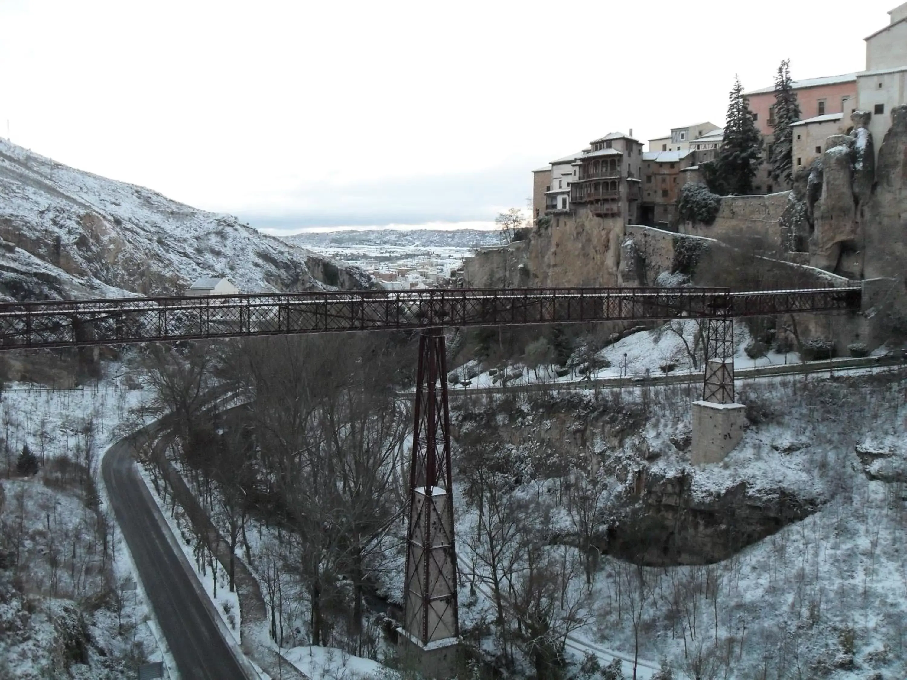 Facade/entrance, Winter in Parador de Cuenca