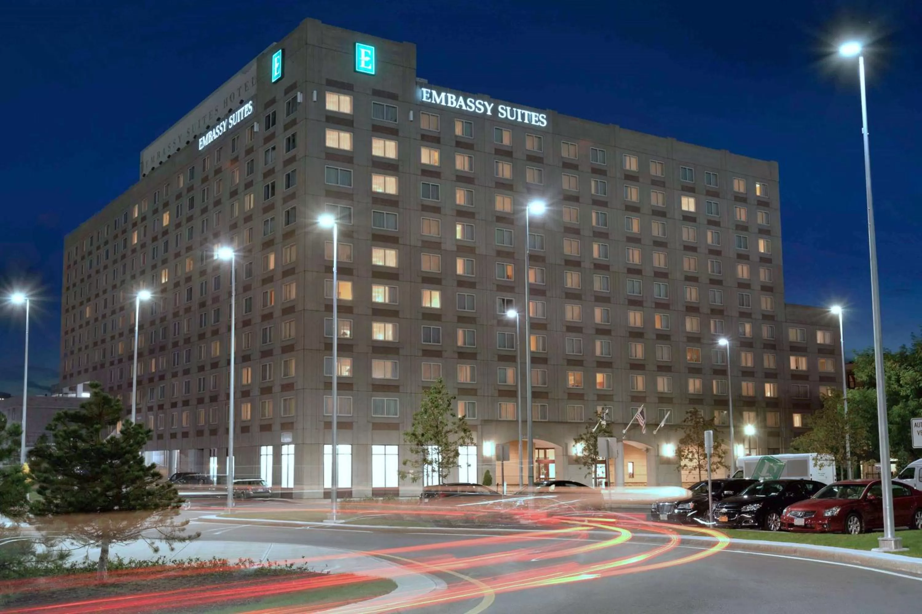 Property building in Embassy Suites Boston at Logan Airport