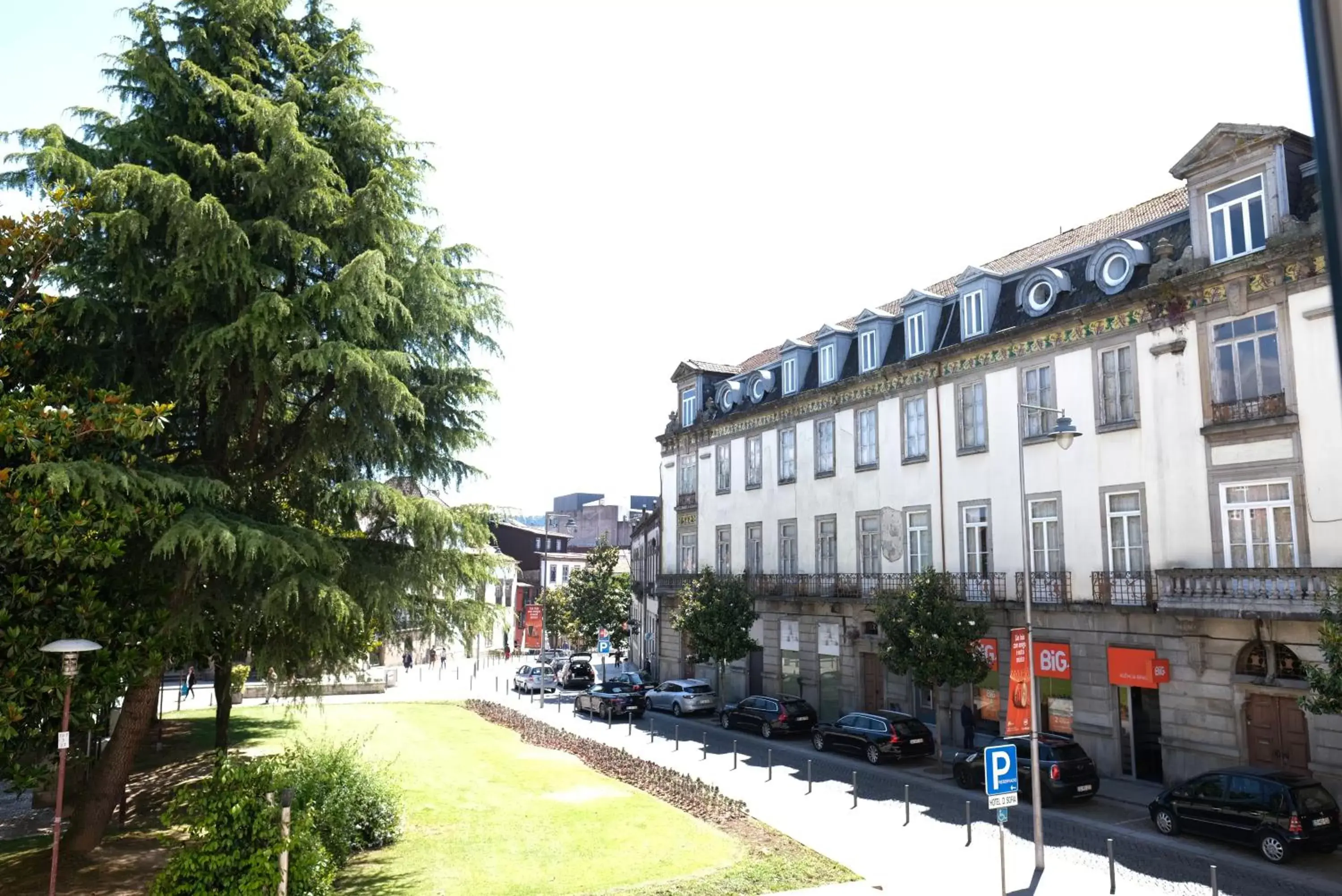 Property Building in Hotel Dona Sofia