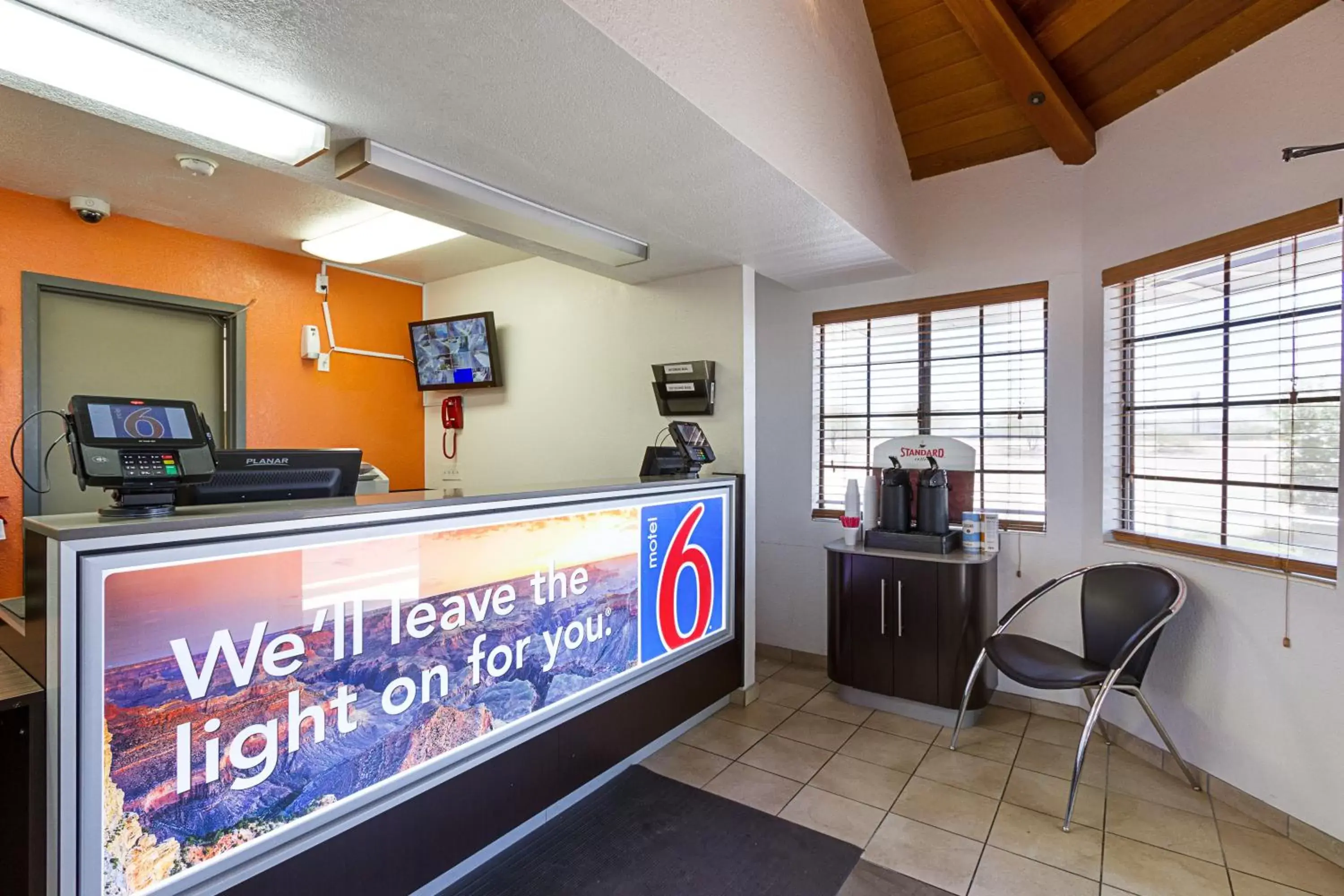 Lobby or reception, Lobby/Reception in Motel 6-Mesa, AZ - South