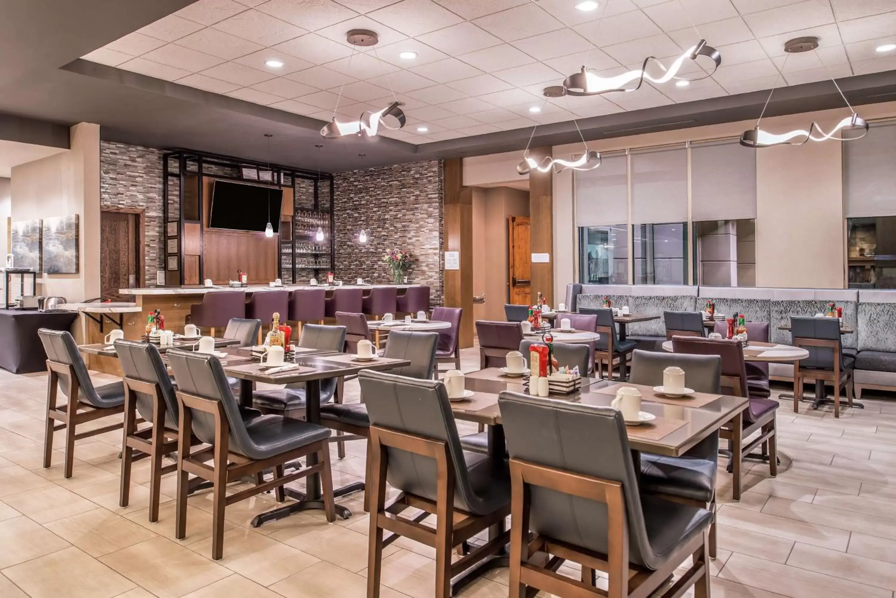 Restaurant/Places to Eat in Hilton Garden Inn Salt Lake City Downtown