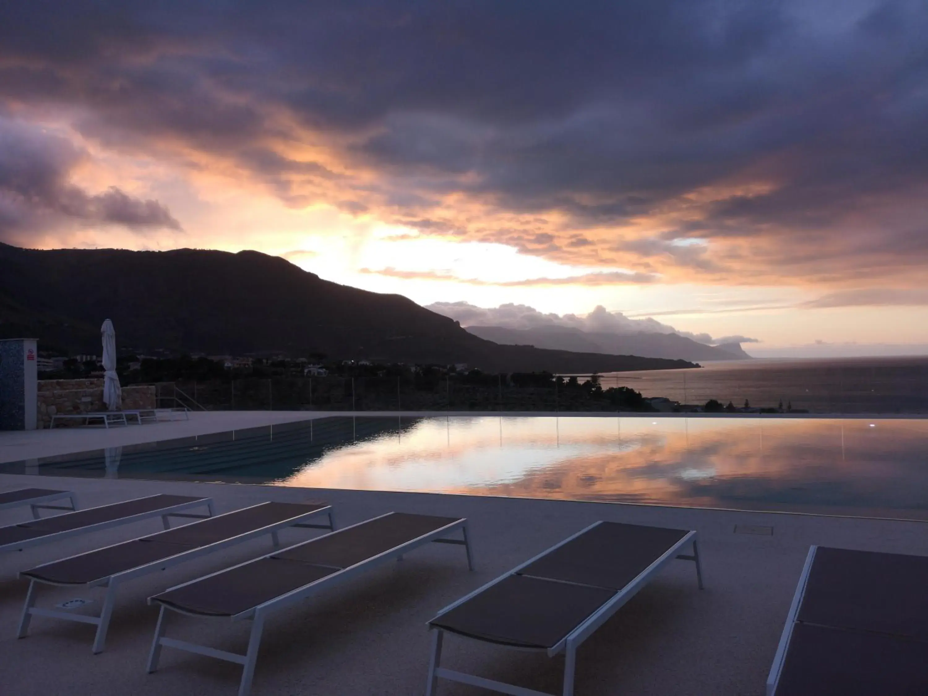 Pool view in La Blanca Resort & Spa