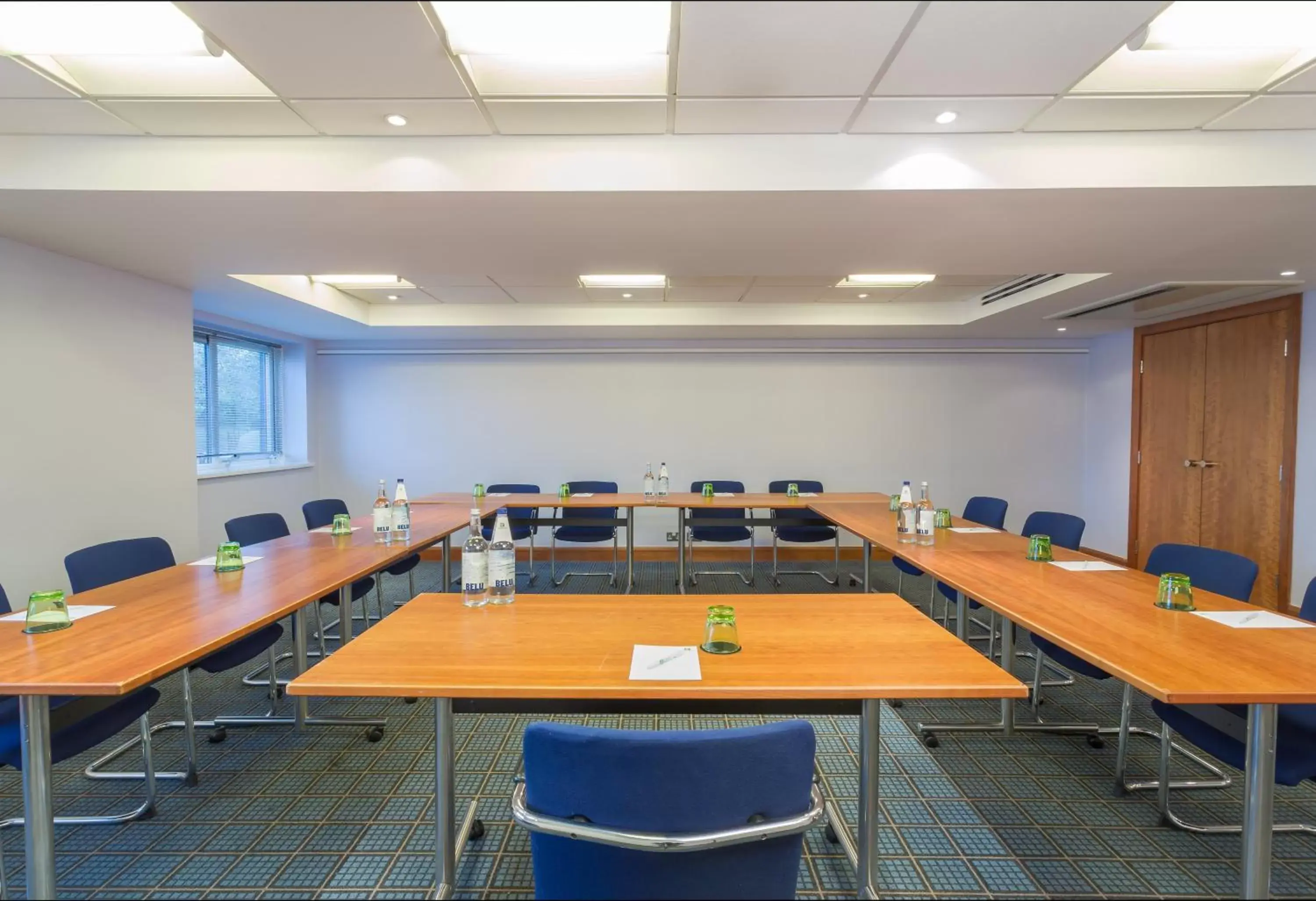 Meeting/conference room, Business Area/Conference Room in Holiday Inn Cambridge, an IHG Hotel