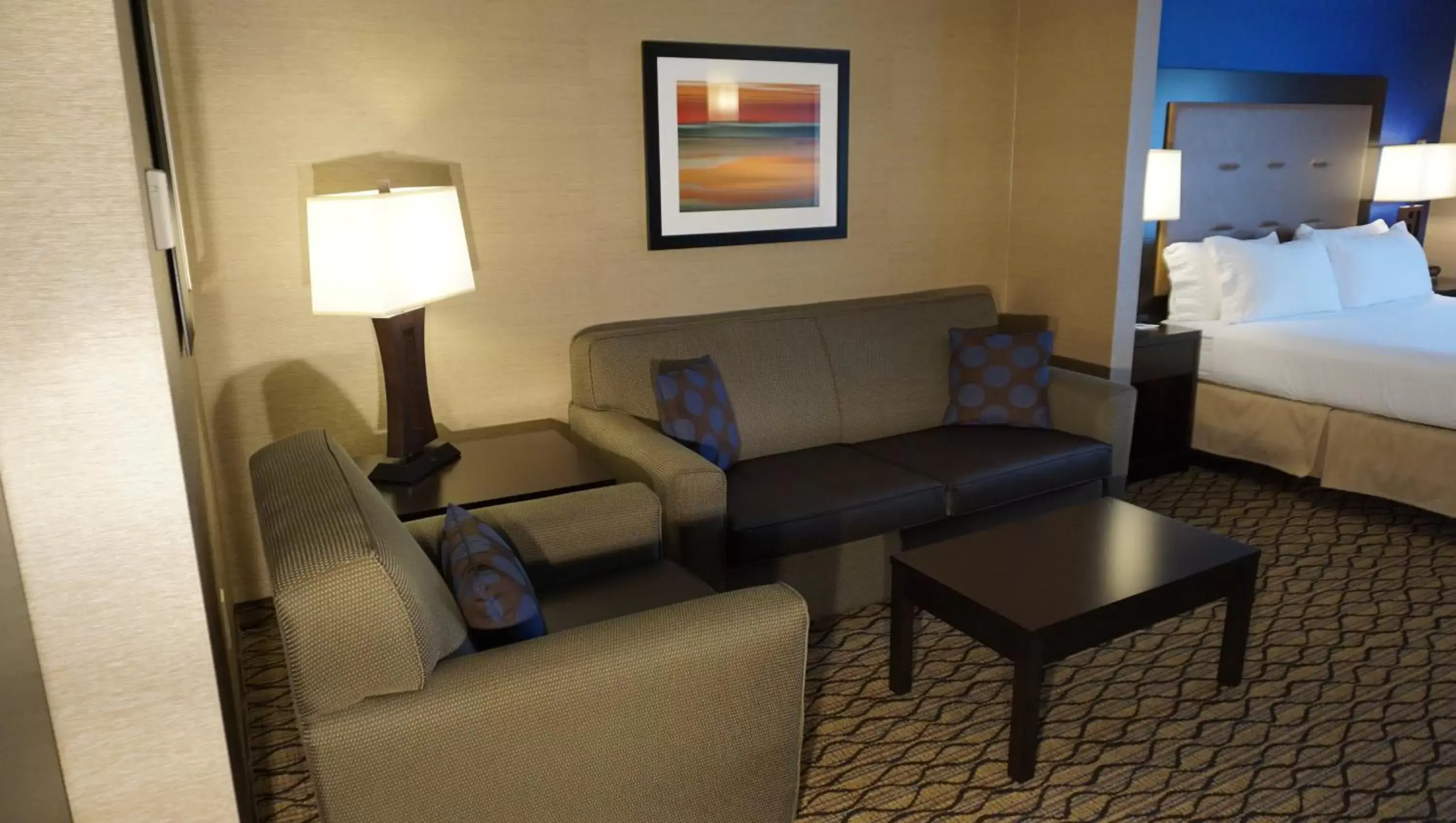 Photo of the whole room, Seating Area in Holiday Inn Express & Suites Gibson, an IHG Hotel