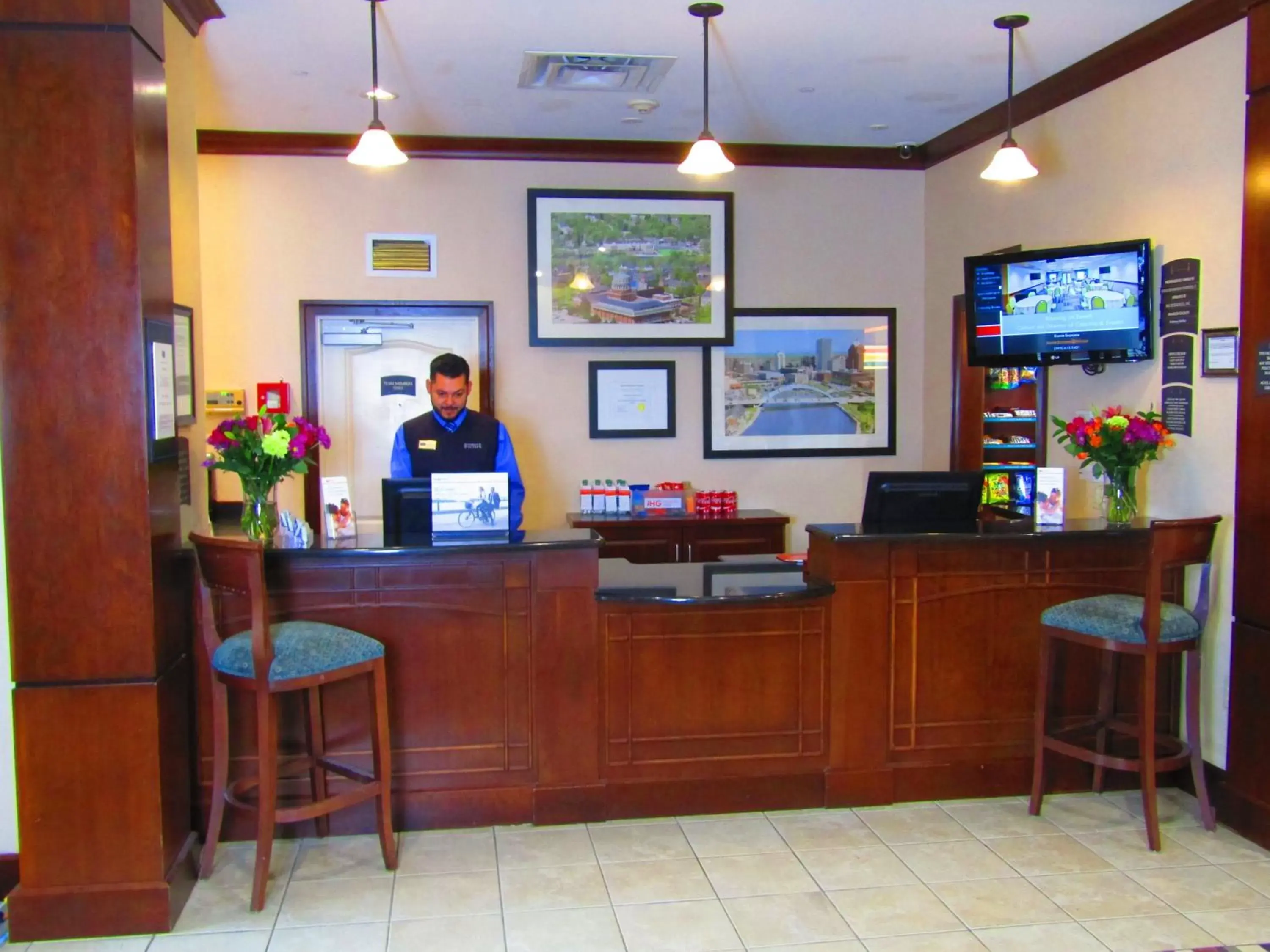 Property building, Lobby/Reception in Staybridge Suites Rochester University, an IHG Hotel