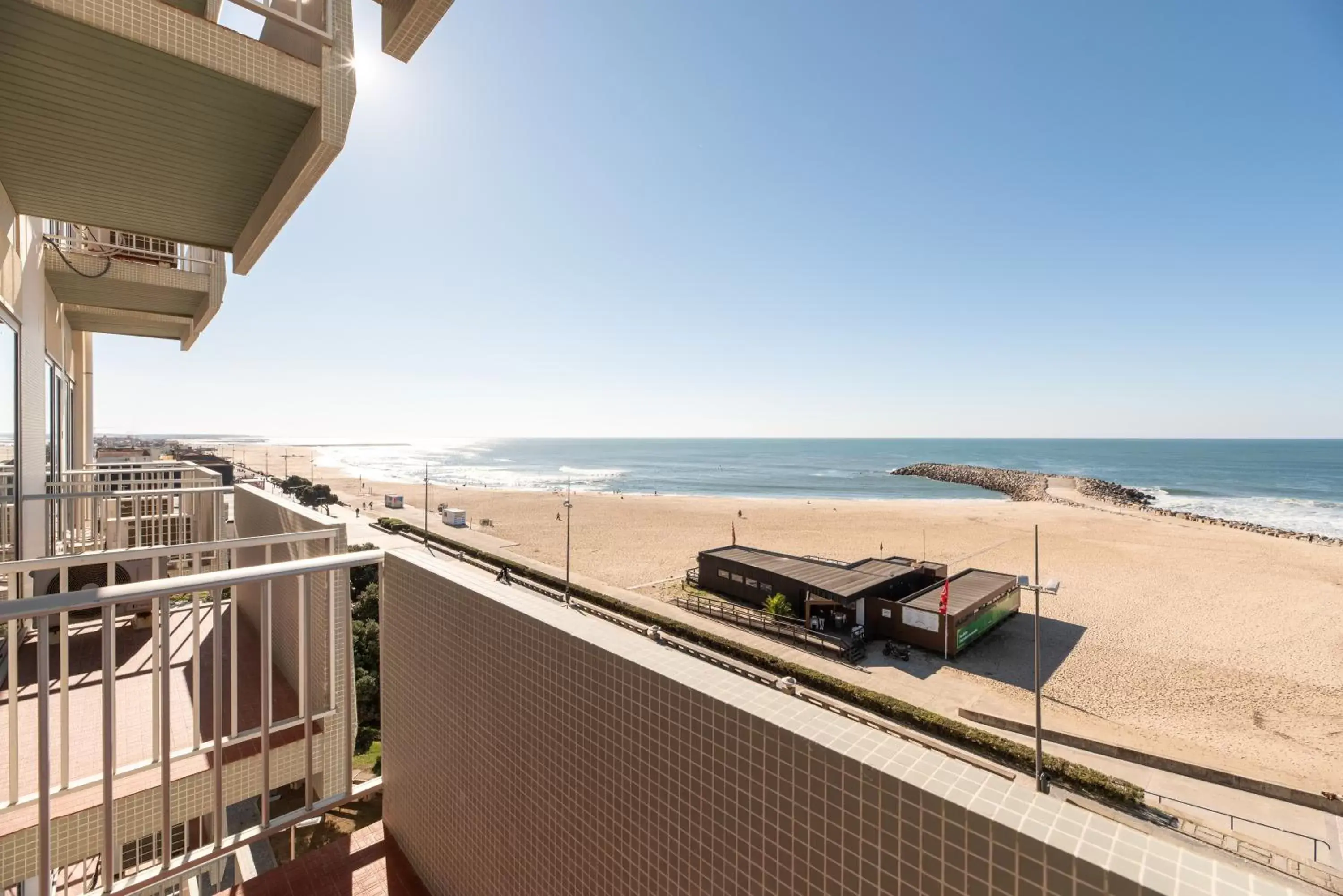 Property building, Balcony/Terrace in Exe Praia Golfe