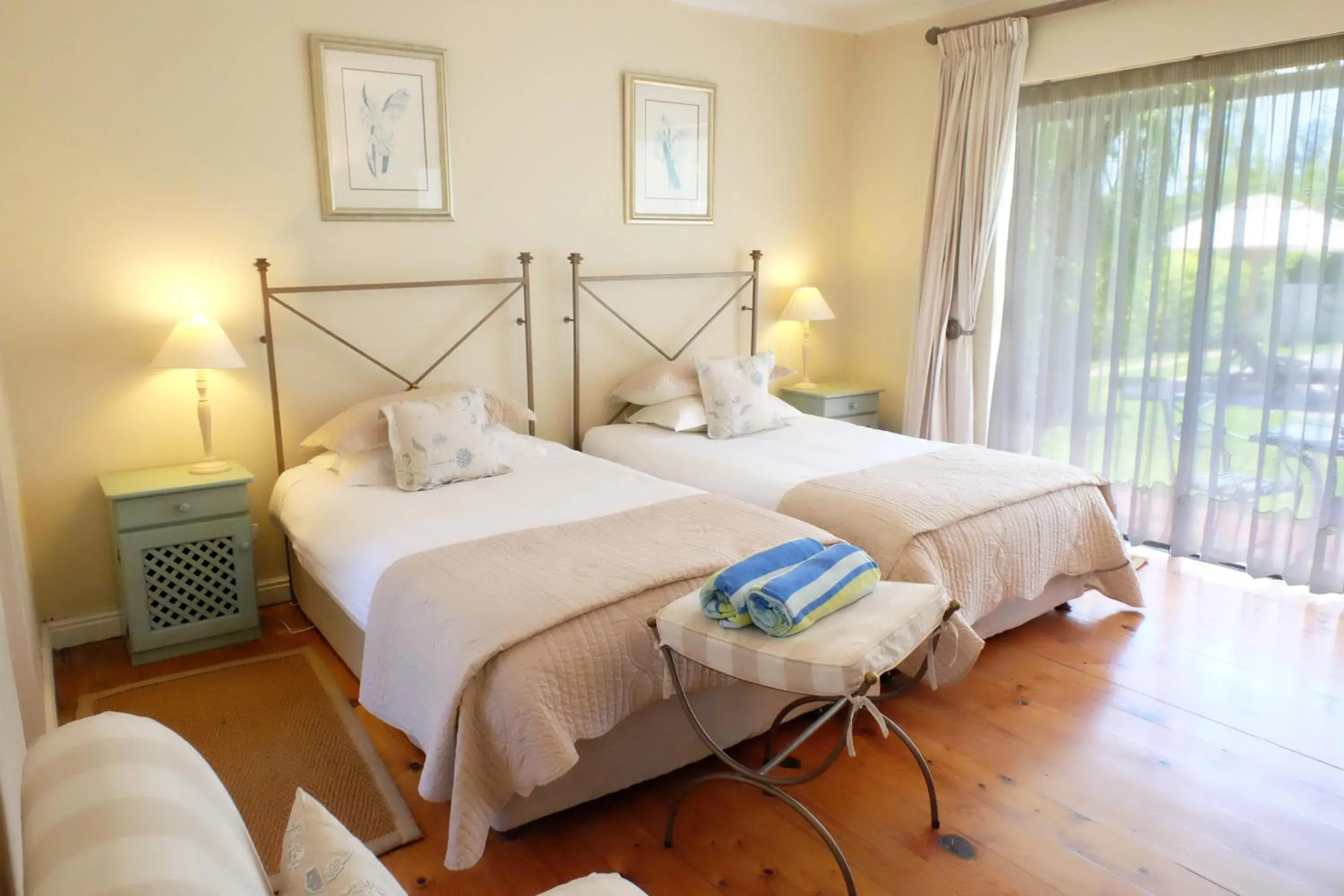 Deluxe Double Room in Vine Guesthouse