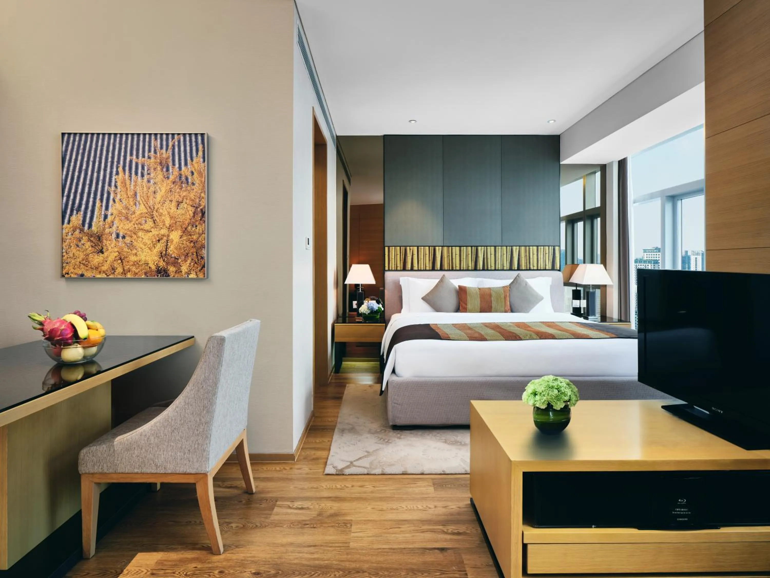 Photo of the whole room, TV/Entertainment Center in Intercontinental Residences Chengdu City Center