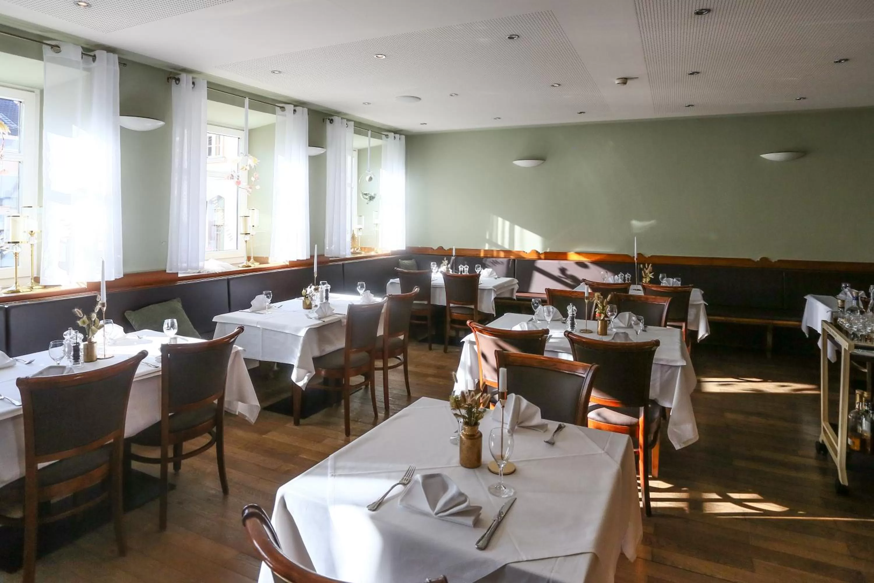 Restaurant/places to eat in Hotel Lutz