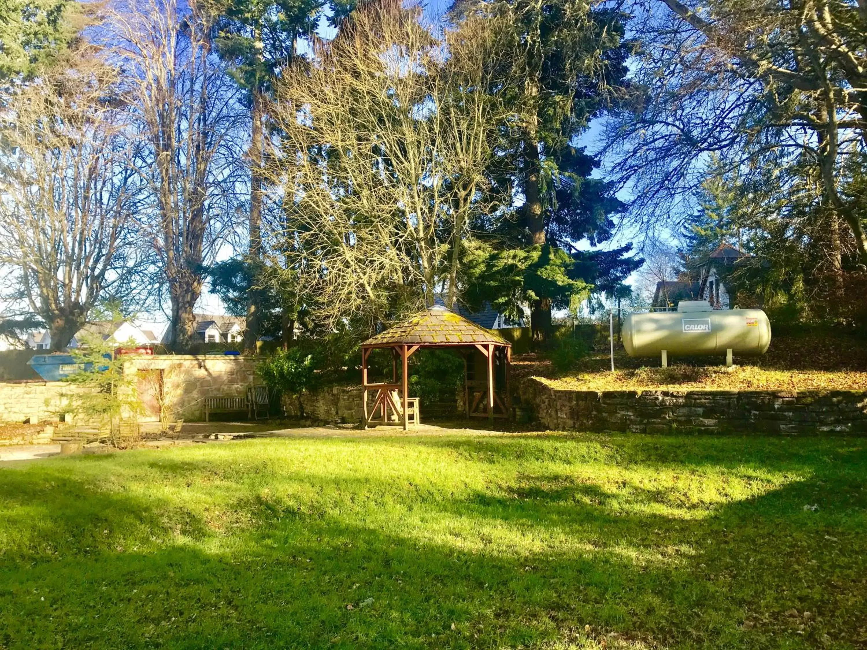 Property building, Garden in Drumdevan Country House, Inverness