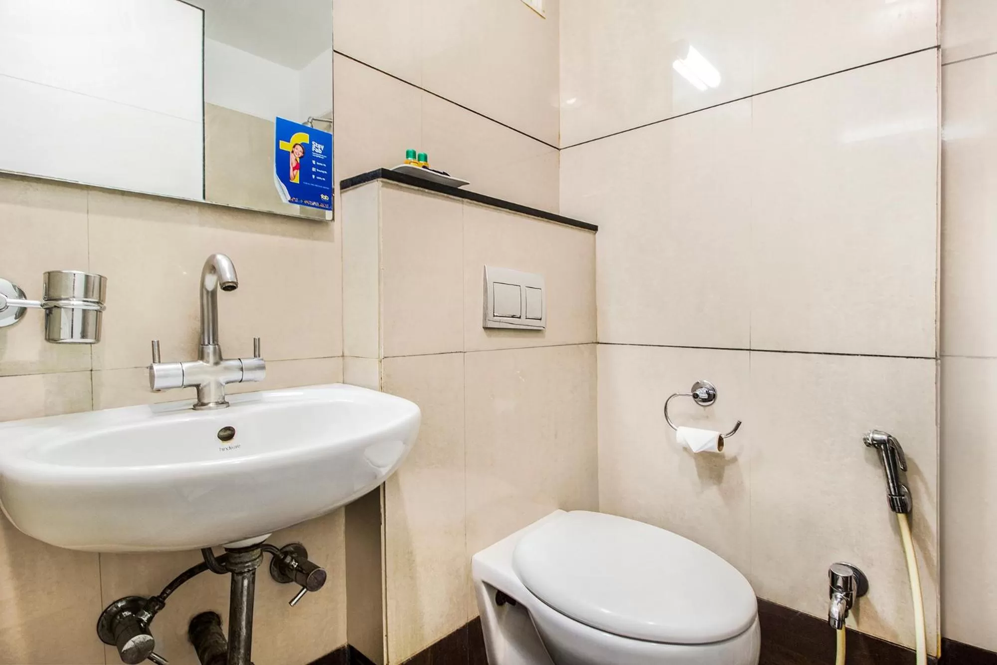 Toilet in FabHotel Prime Avenue