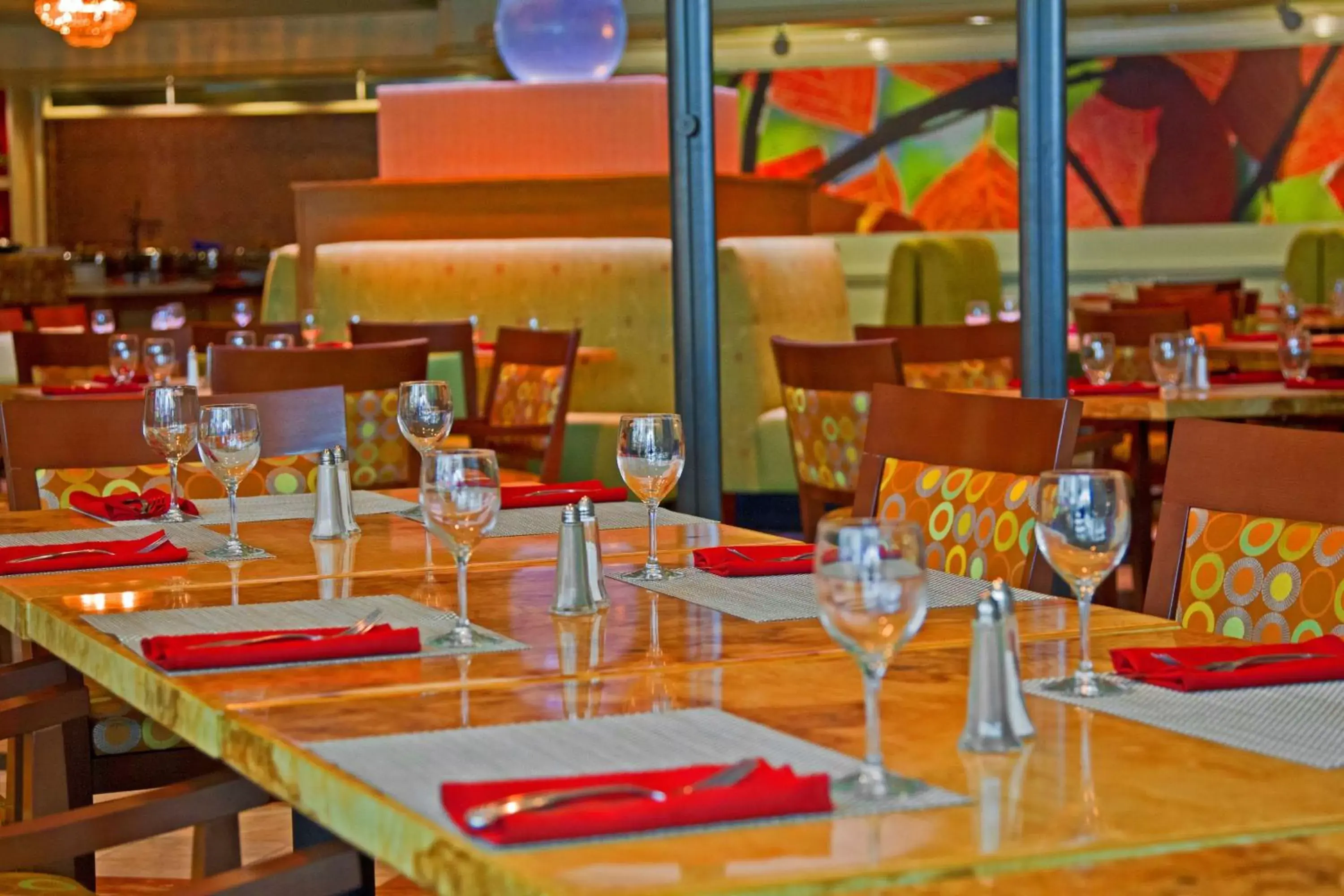 Restaurant/Places to Eat in Radisson Hotel Trinidad