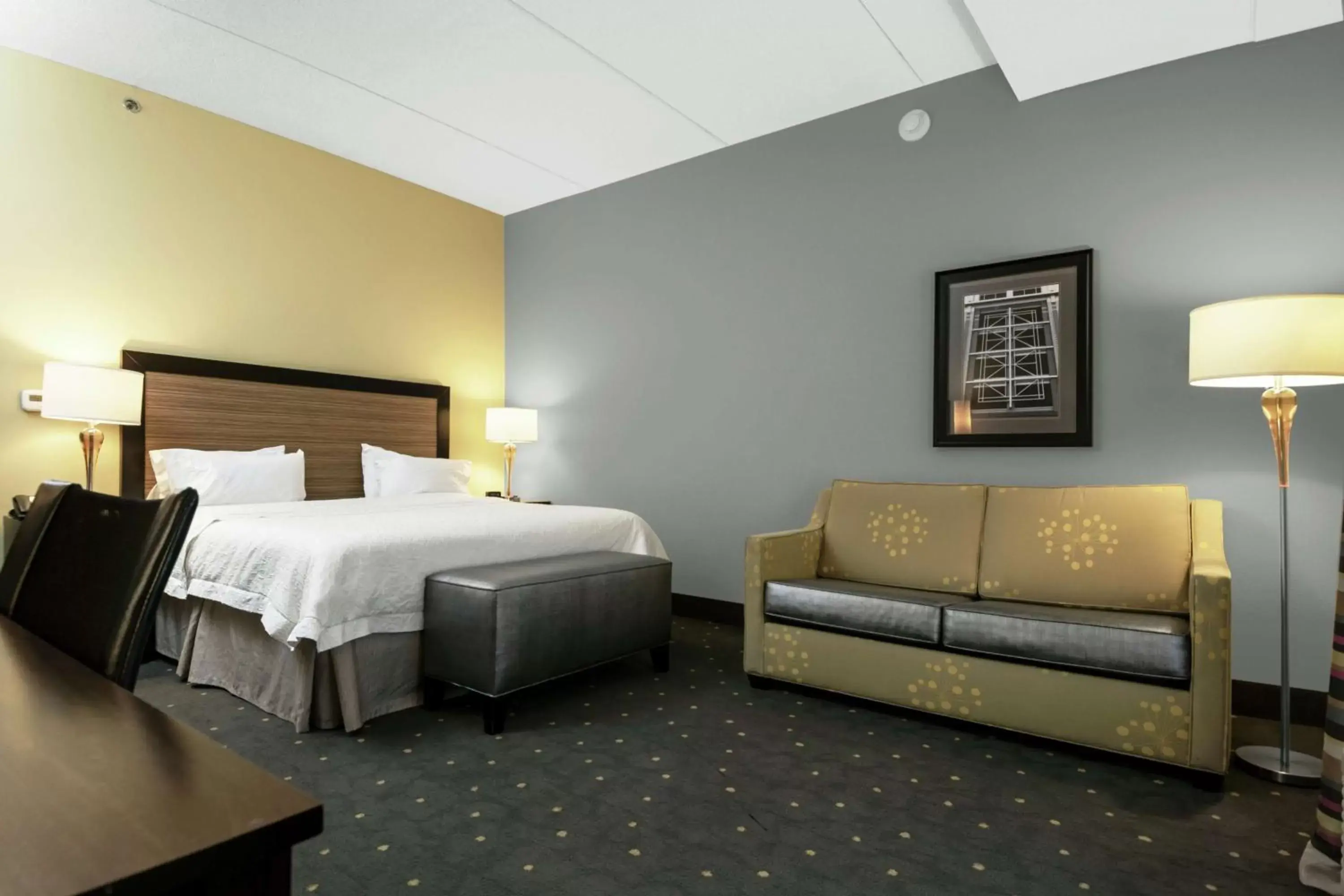 Bedroom in Hampton Inn & Suites - Raleigh Downtown