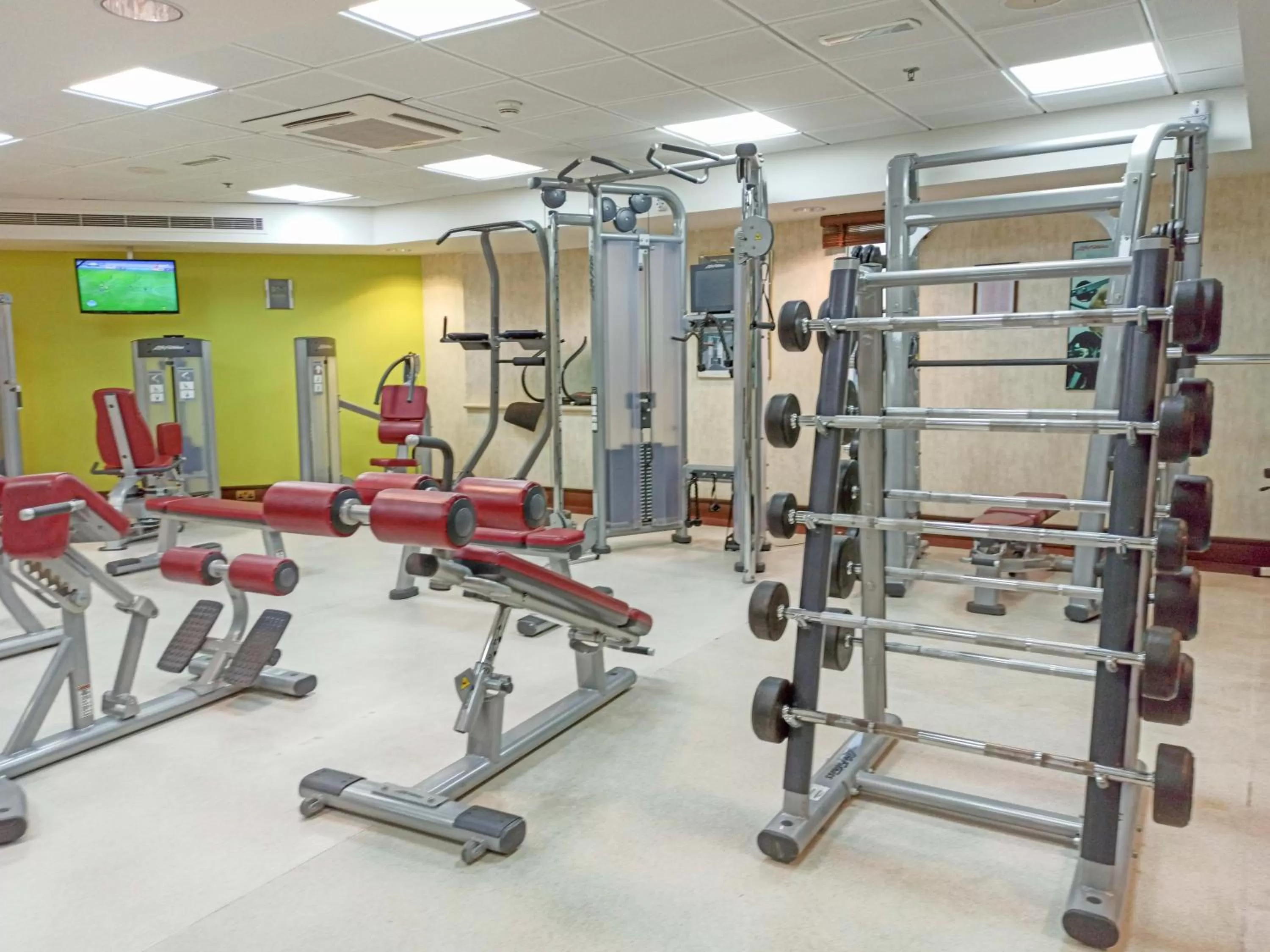 Fitness centre/facilities in Crowne Plaza Dubai Deira by IHG