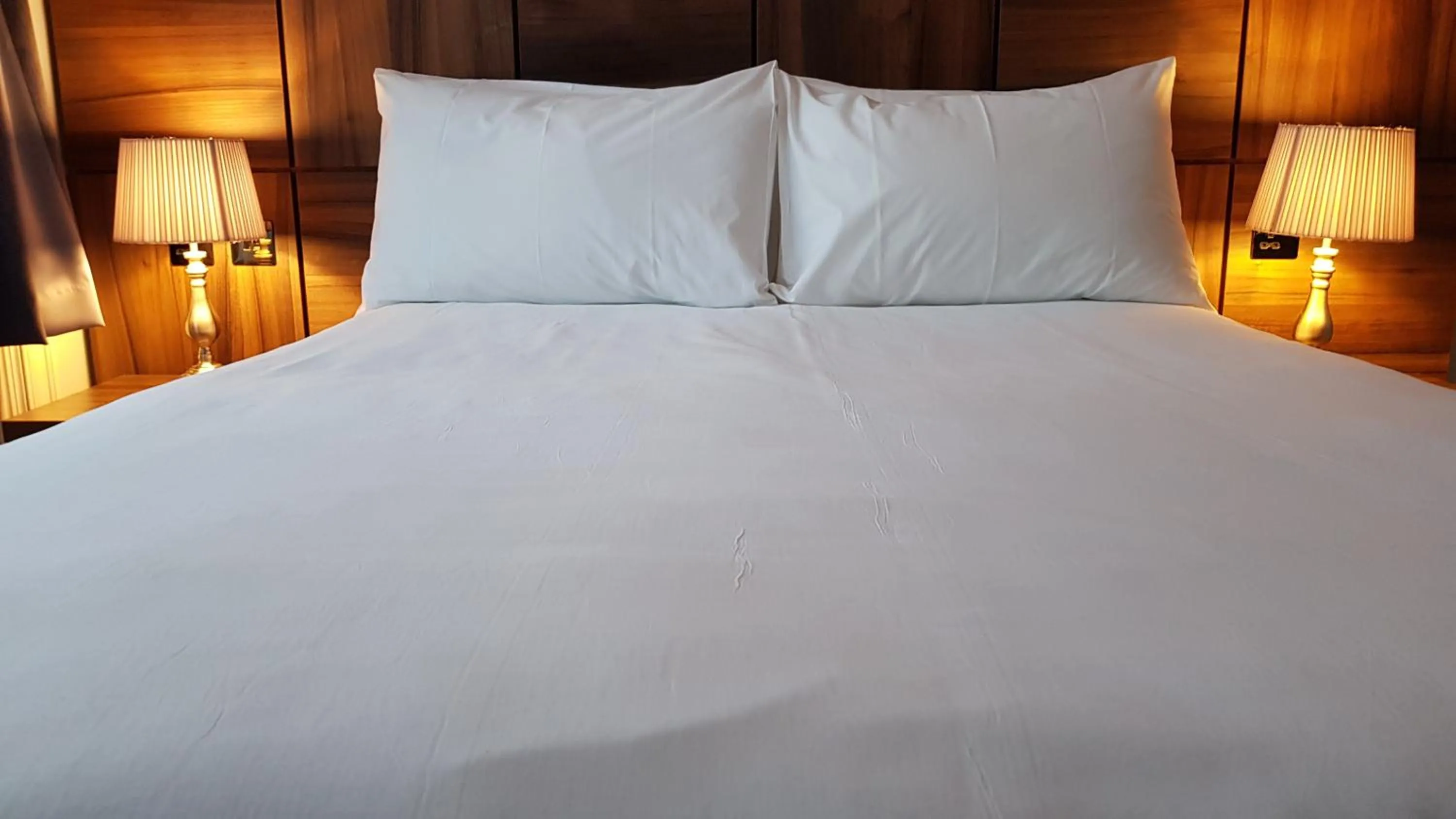 Bed in Stanhill Court Hotel, a member of Radisson Individuals