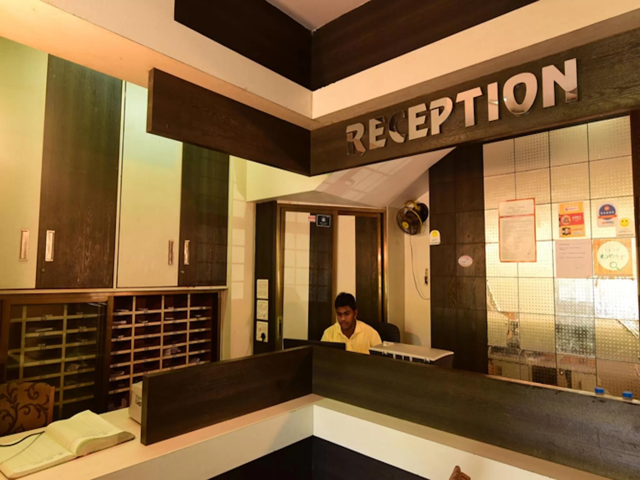 Lobby or reception in Hotel Ashlesh Manipal