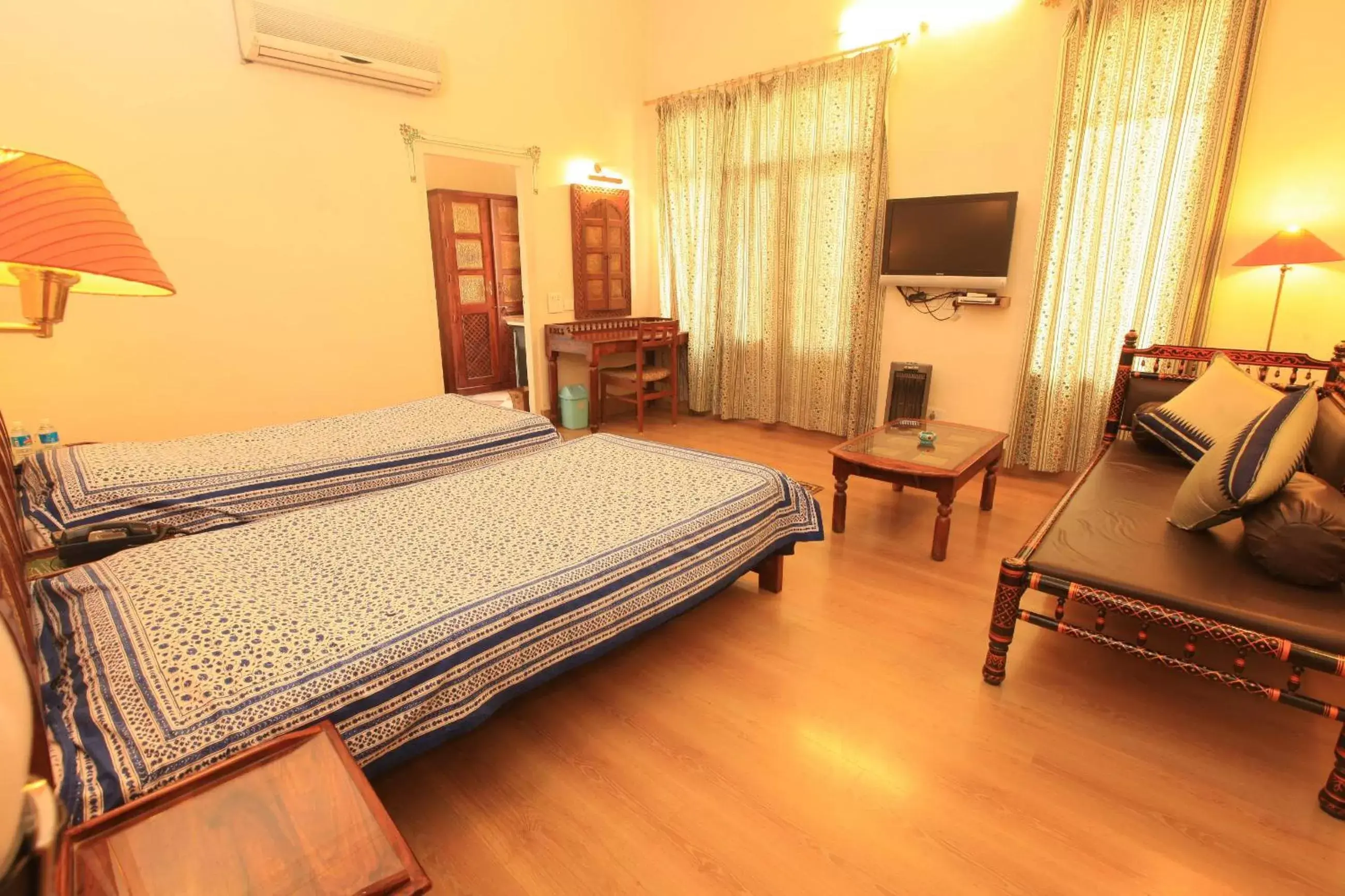 Photo of the whole room in Hotel Arya Niwas